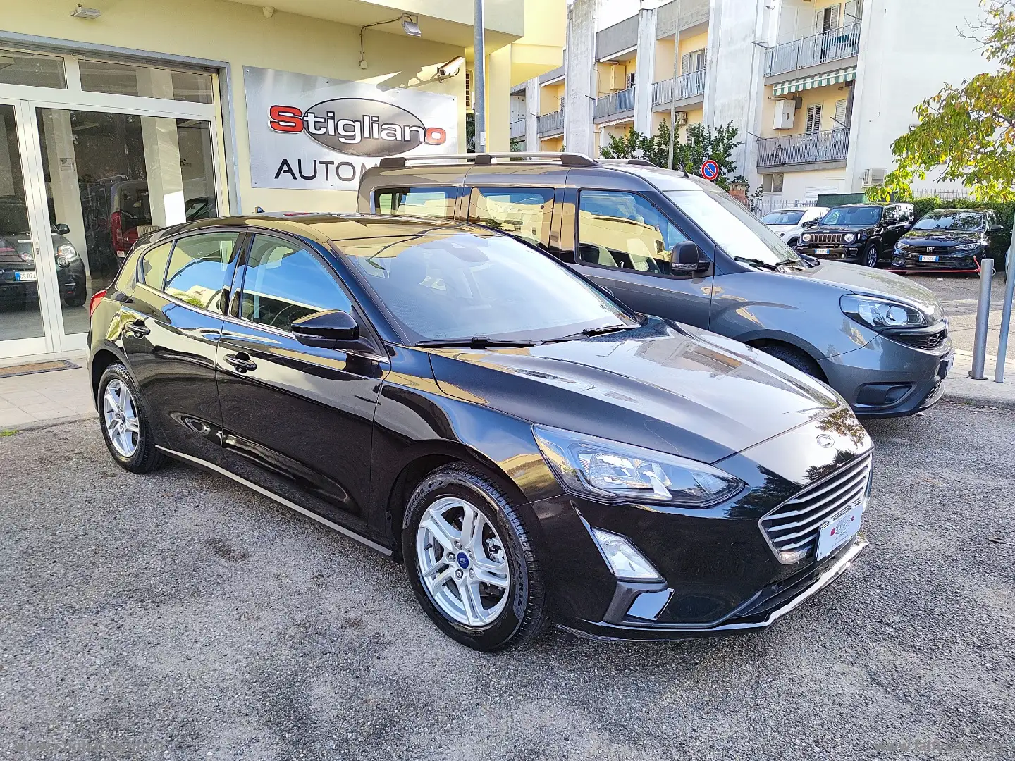 Ford Focus 1.5 EcoBlue 120CV 5p. Business Nero - 1