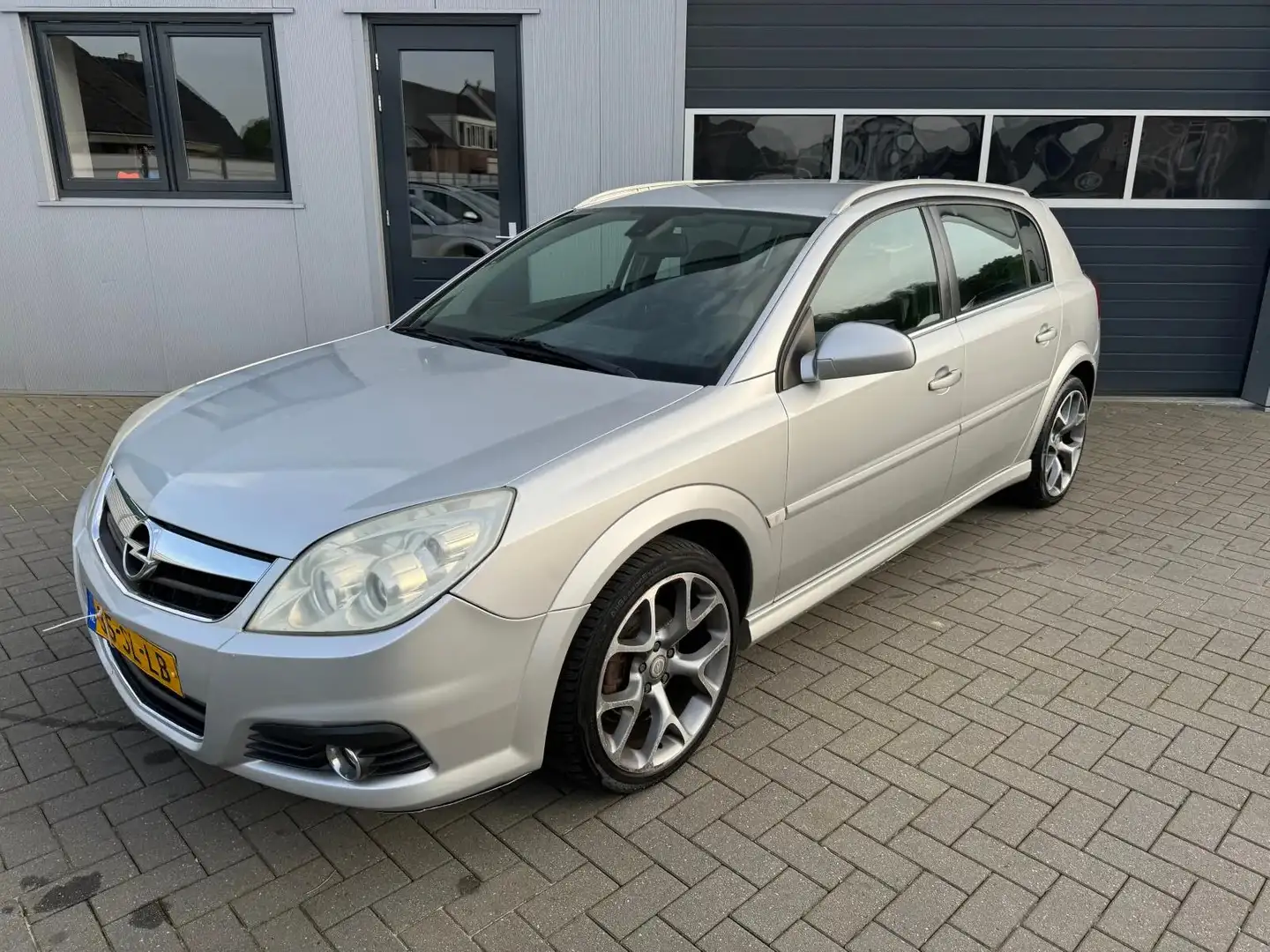 Opel Signum 2.2-16V Sport Grey - 1