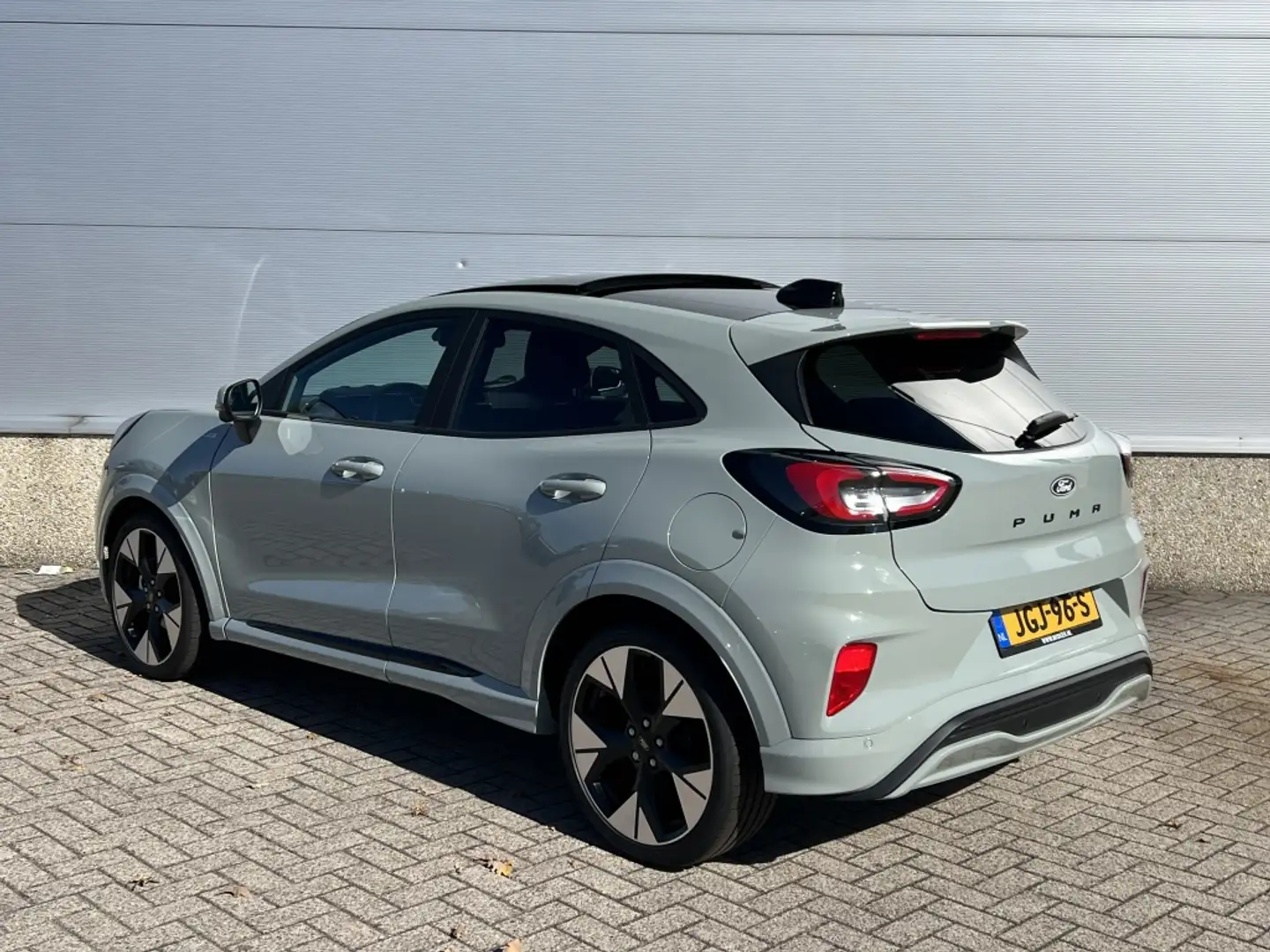 Ford Puma 1.0 EB Hybrid ST-line X 155pk AUTOMAAT! PANODAK! D Gris - 2