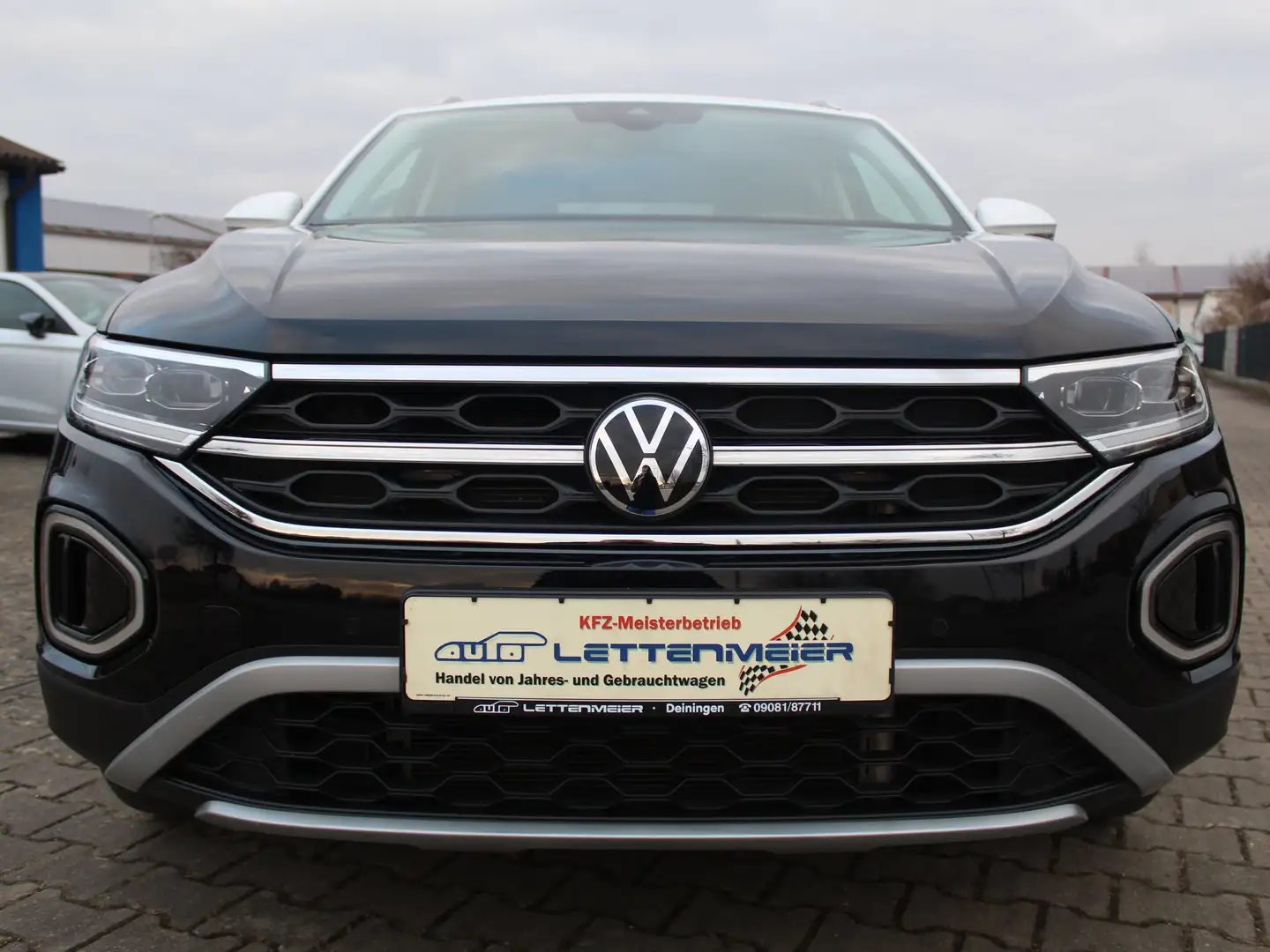 Volkswagen T-Roc Style 1,5 TSI DSG VIRTUAL*LED*NAV*KAM*ACC Schwarz - 2