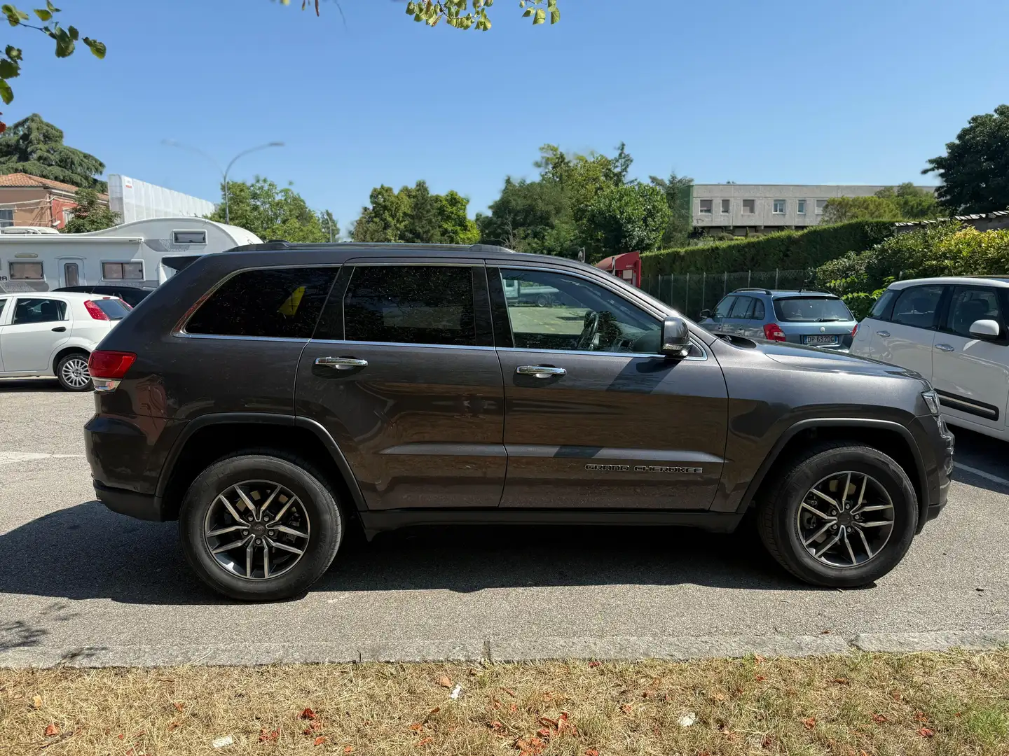 Jeep Grand Cherokee Grand Cherokee 3.0 V6 Limited 250cv auto my19 Gris - 2