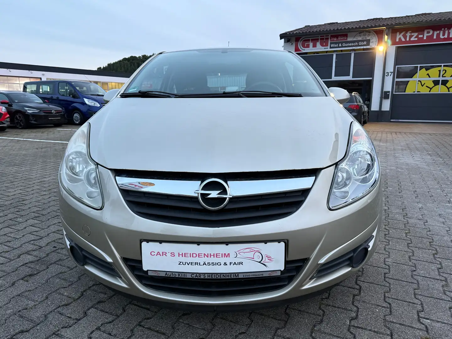 Opel Corsa Edition Halbautomatik Gold - 1