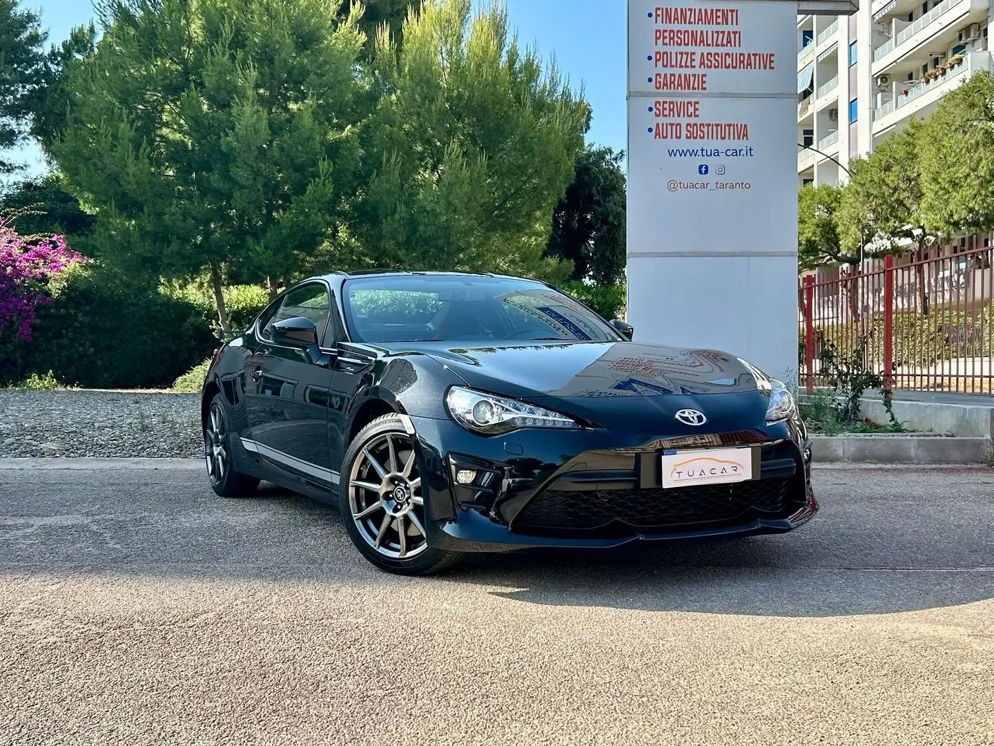 Toyota GT86 2.0 Racing Edition Schwarz - 2
