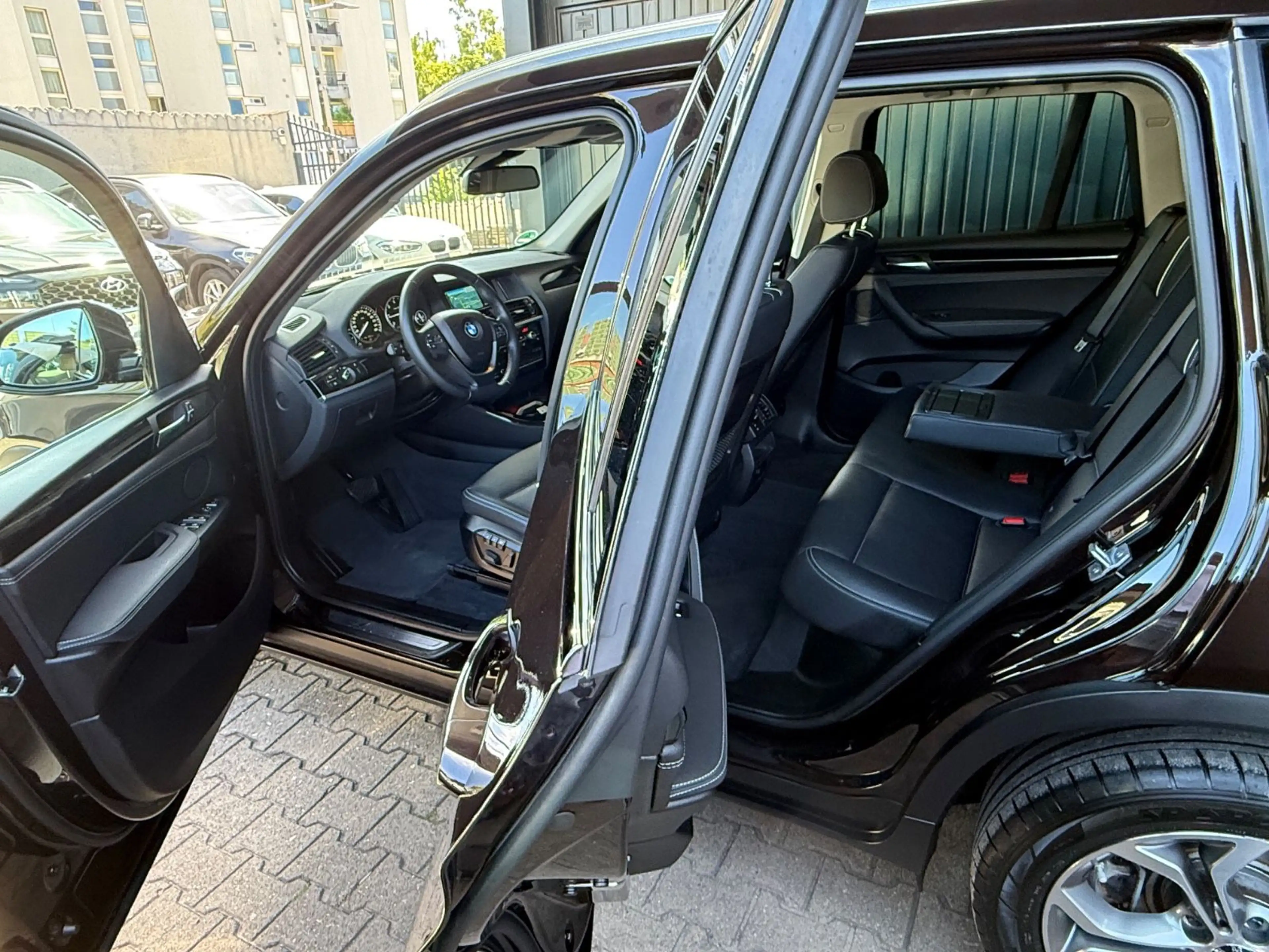 BMW X3 xDrive 20 d Aut.X Line Leder 1. HAND — photo 11