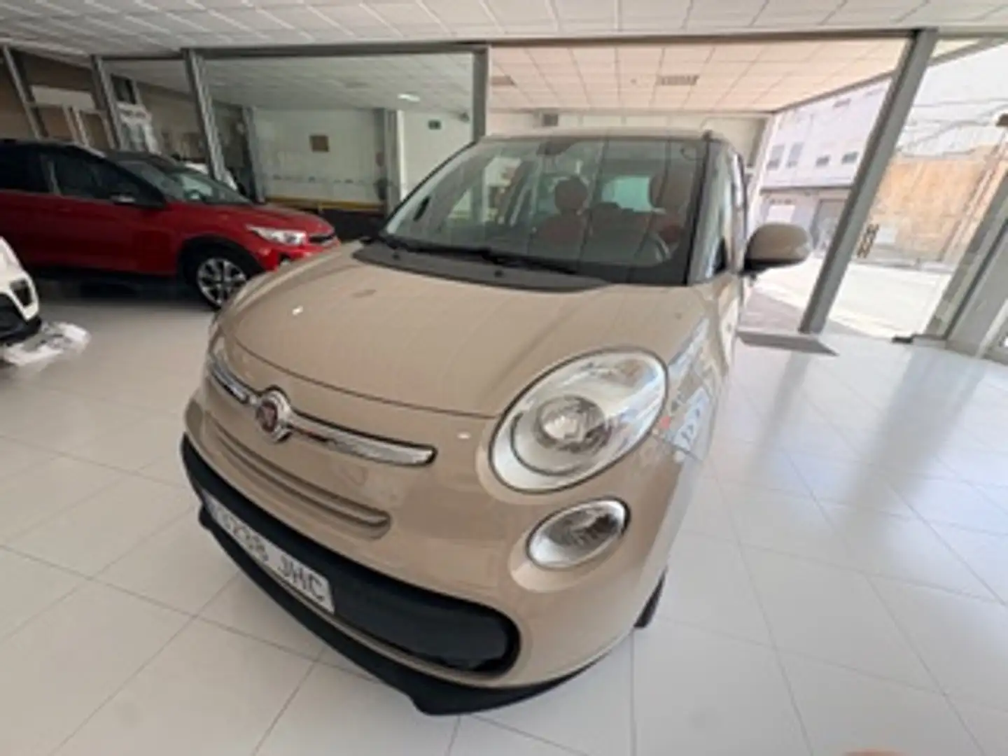 Fiat 500L Monovolumen Manual de 5 Puertas Beige - 2