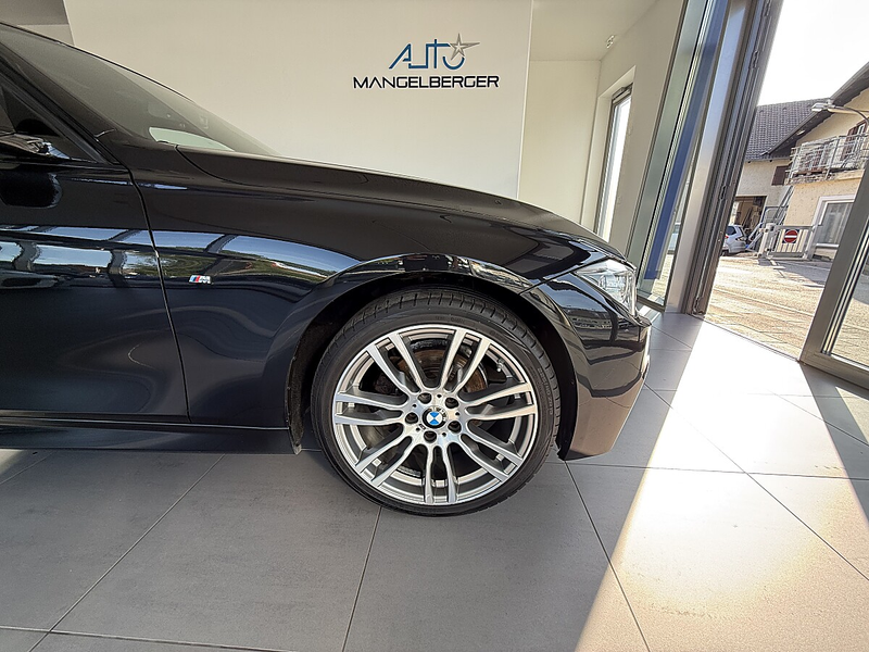 BMW 318 d xDrive M Sport — photo 7