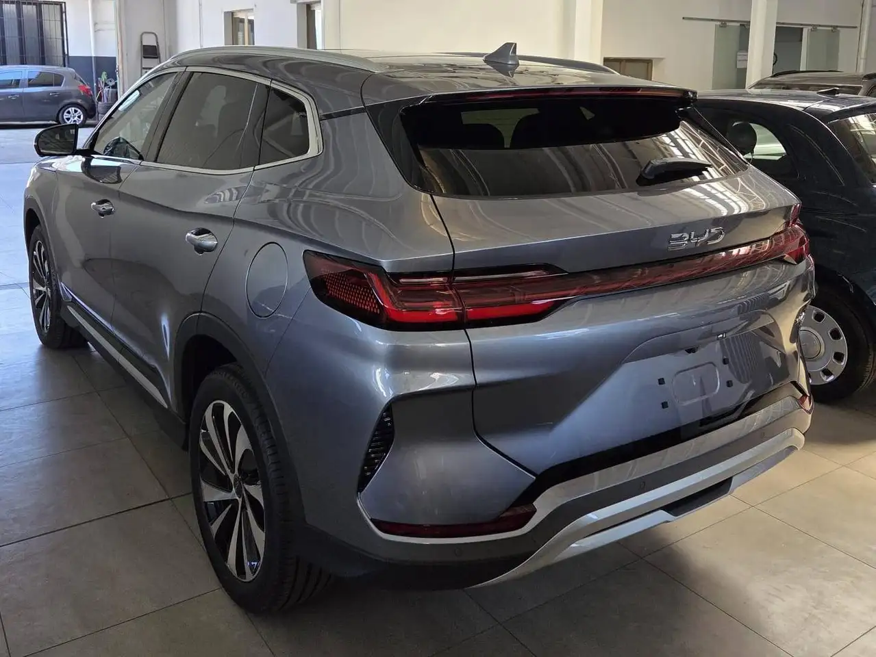 BYD Seal U DM-i 1.5 phev Confort 2wd pronta consegna promo in descrizione, миниатюра 15