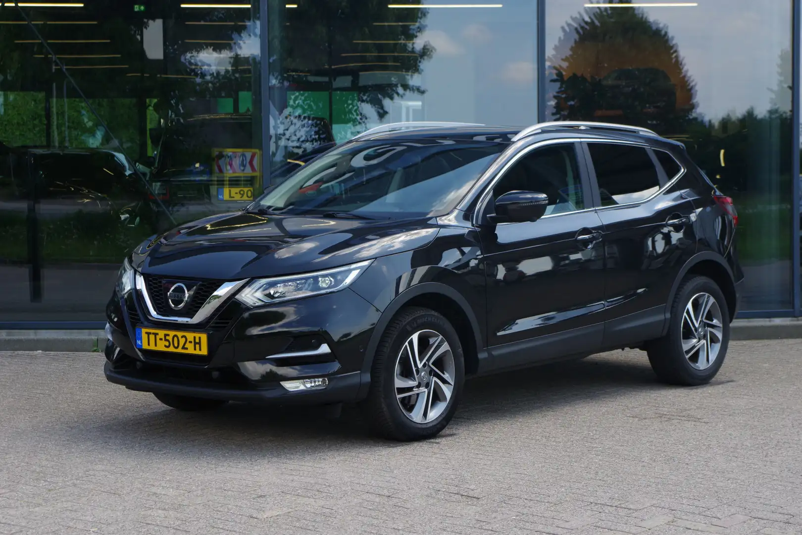 Nissan Qashqai 1.2 115 PK Business Edition, LED, Keyless, 360 Cam Negro - 1