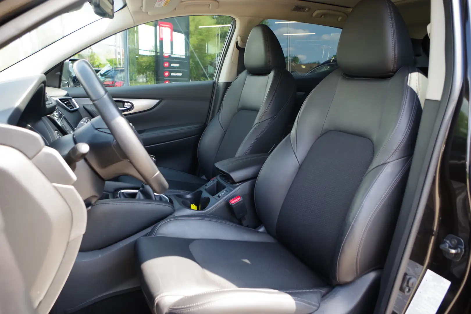 Nissan Qashqai 1.2 115 PK Business Edition, LED, Keyless, 360 Cam Negro - 2