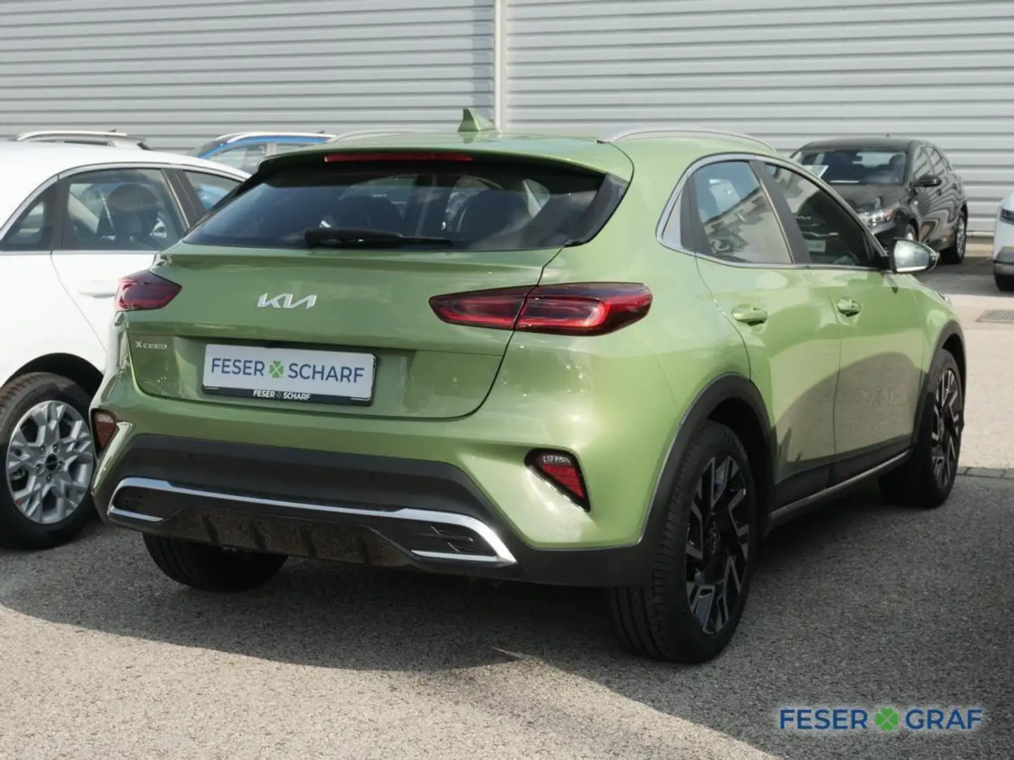 Kia XCeed 1.5T 140 SPIRIT XCLUSIVE Grün - 2