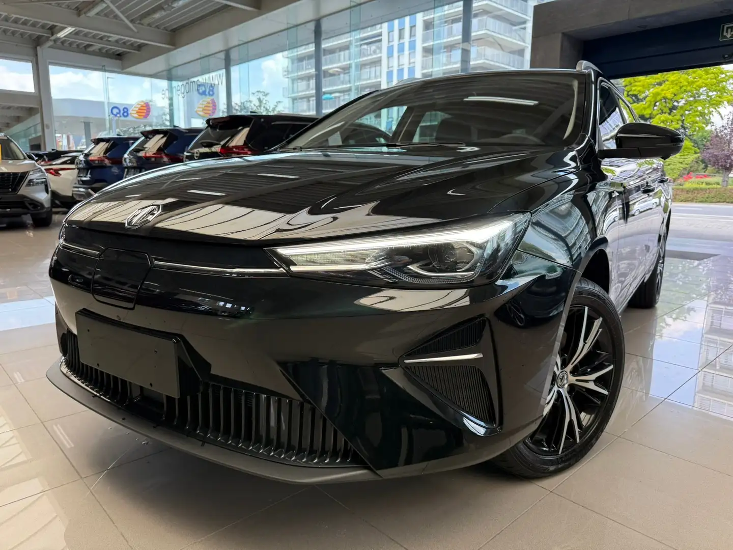 MG MG5 61 kWh LUXURY+LEDER/360° CAMERA/EL.ZETEL-NIEUW Zwart - 1