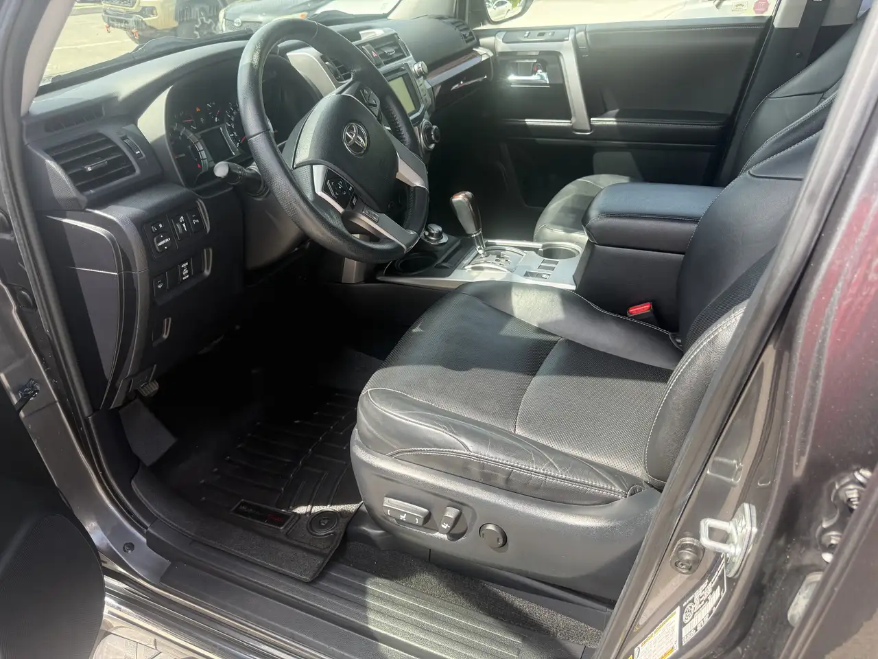 Toyota 4-Runner photo Toyota 4-Runner