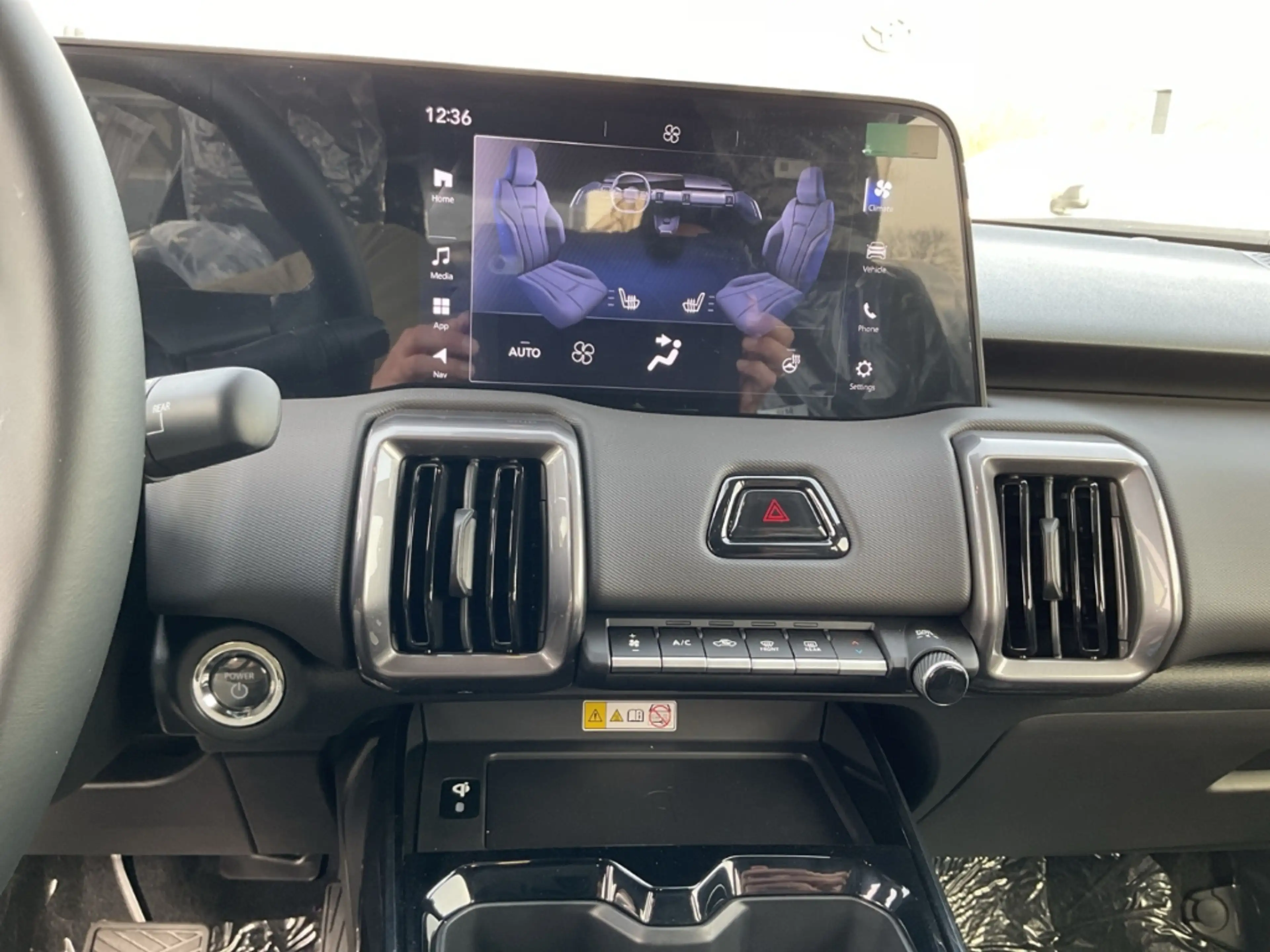 Toyota Urban Cruiser 128 kW FWD Lounge Panorama Soundsystem JBL 360 Kam — photo 15