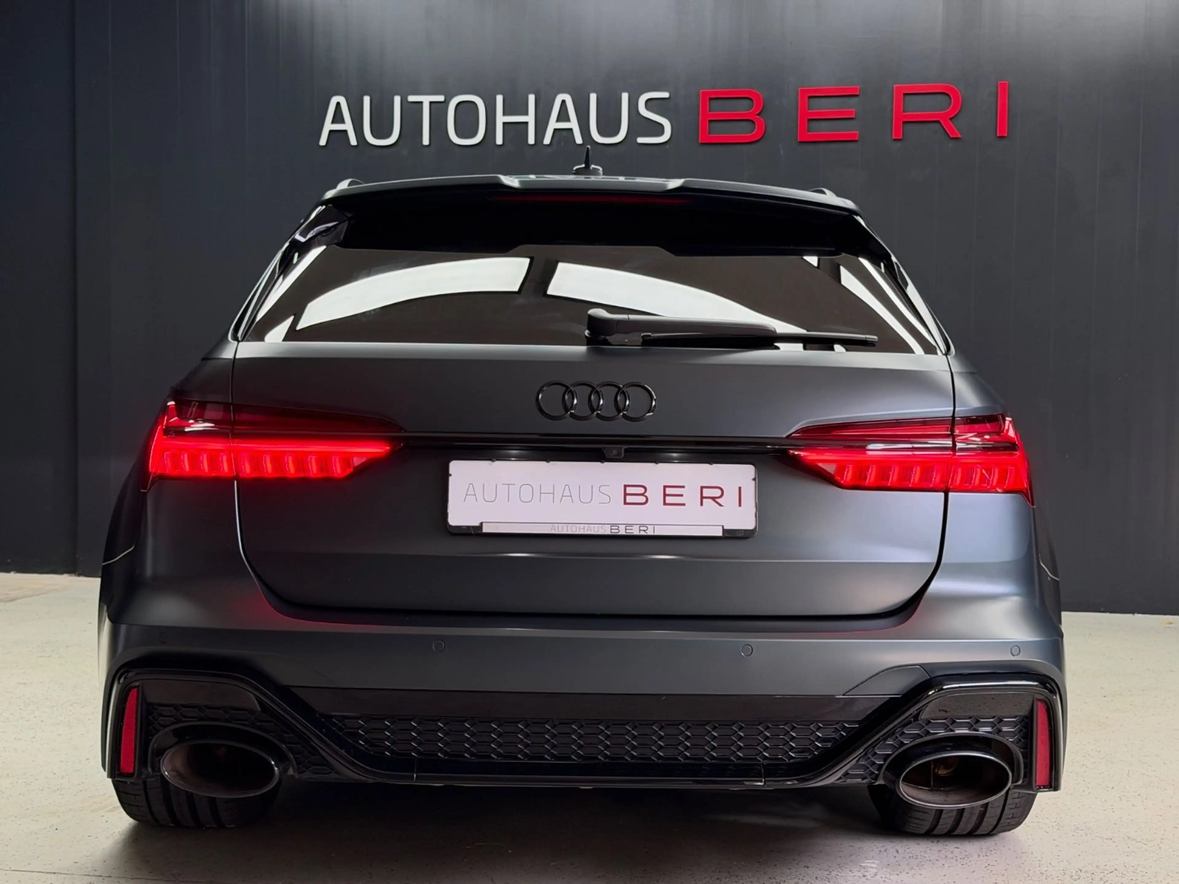 Audi RS6 Individuell Lack & Leder Audi Exclusive*22" — photo 7