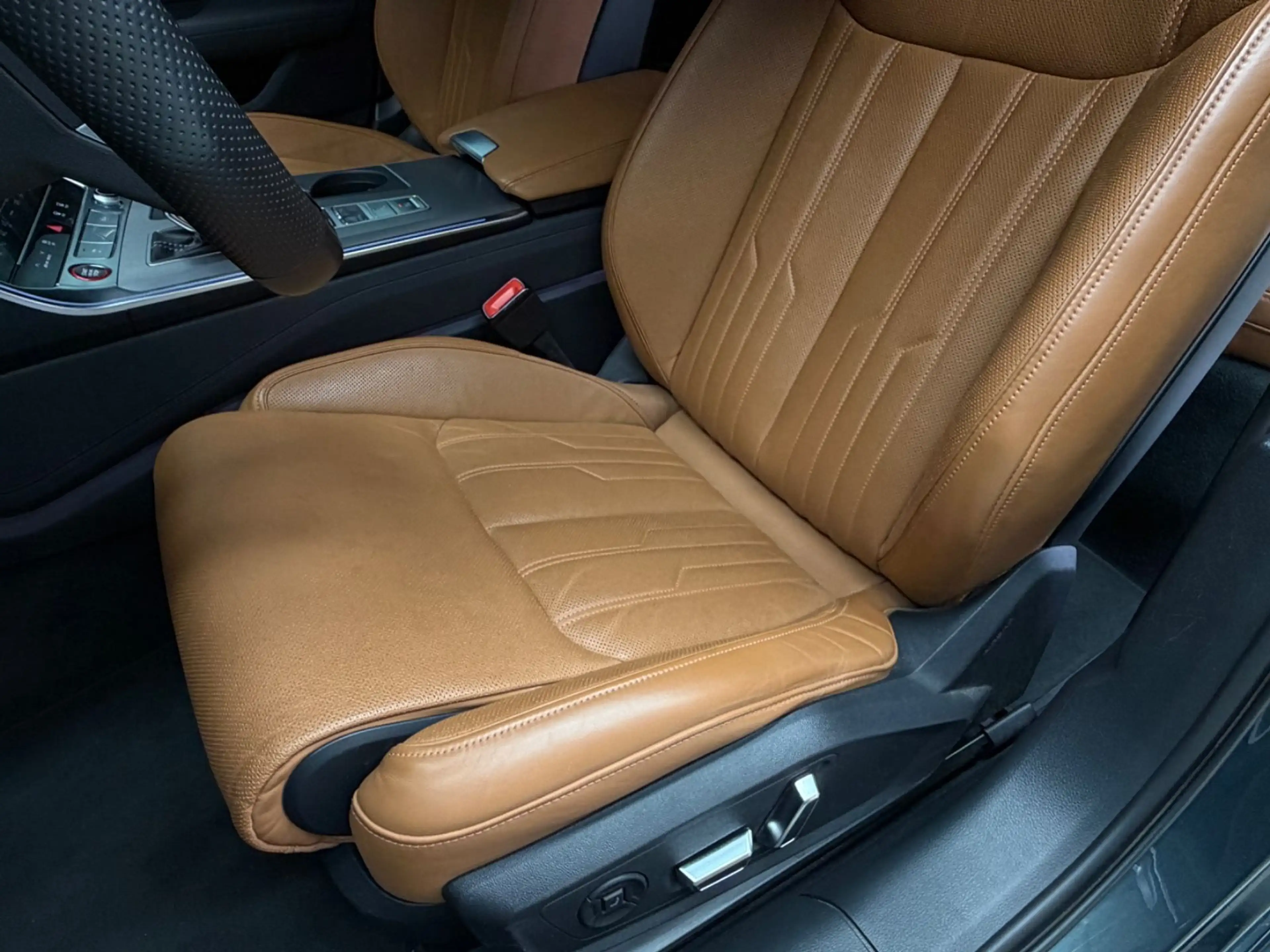 Audi RS6 Individuell Lack & Leder Audi Exclusive*22" — photo 18