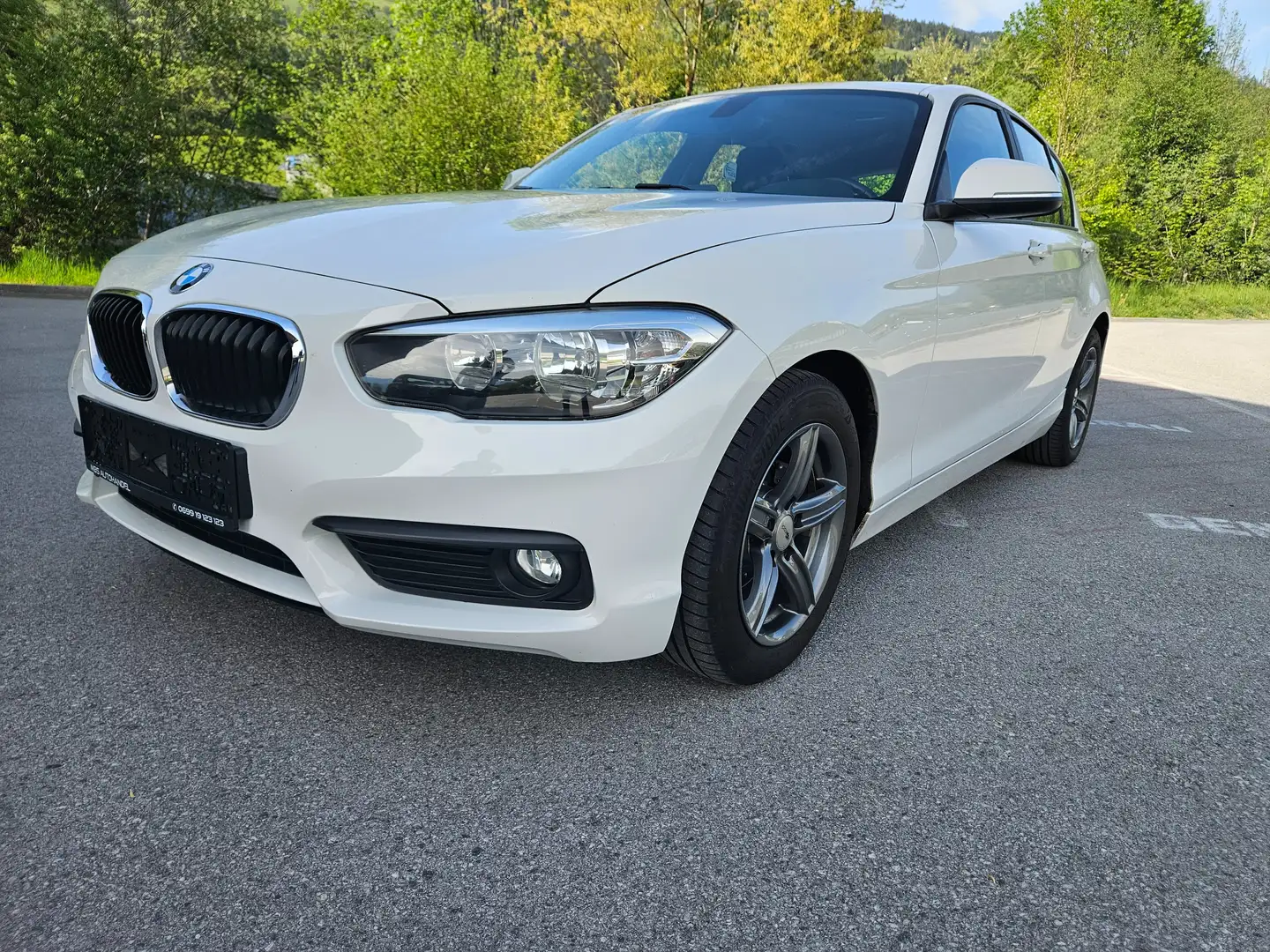 BMW 116 116 d Efficient Dynamics Advantage Blanc - 1