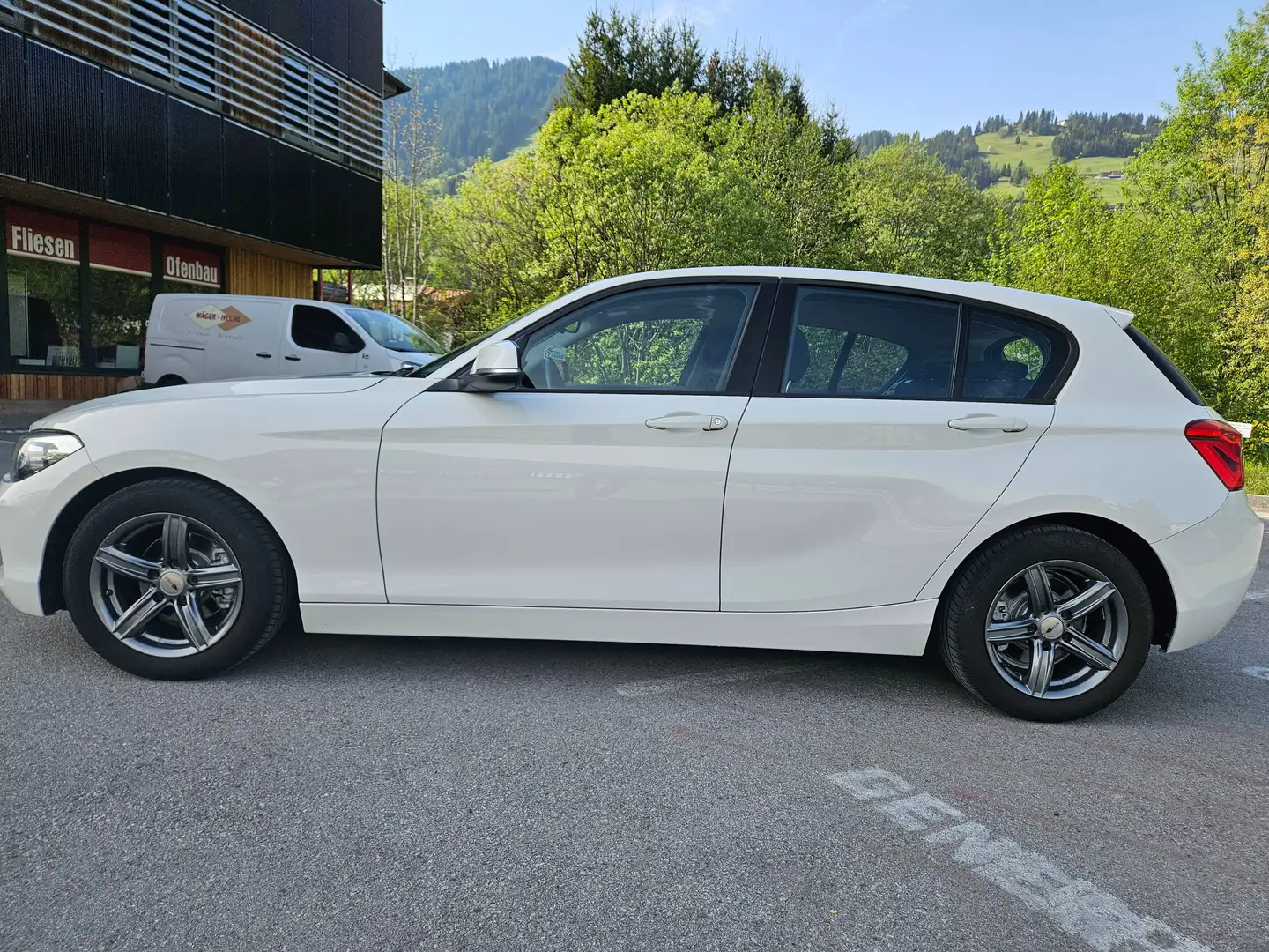 BMW 116 116 d Efficient Dynamics Advantage Blanc - 2