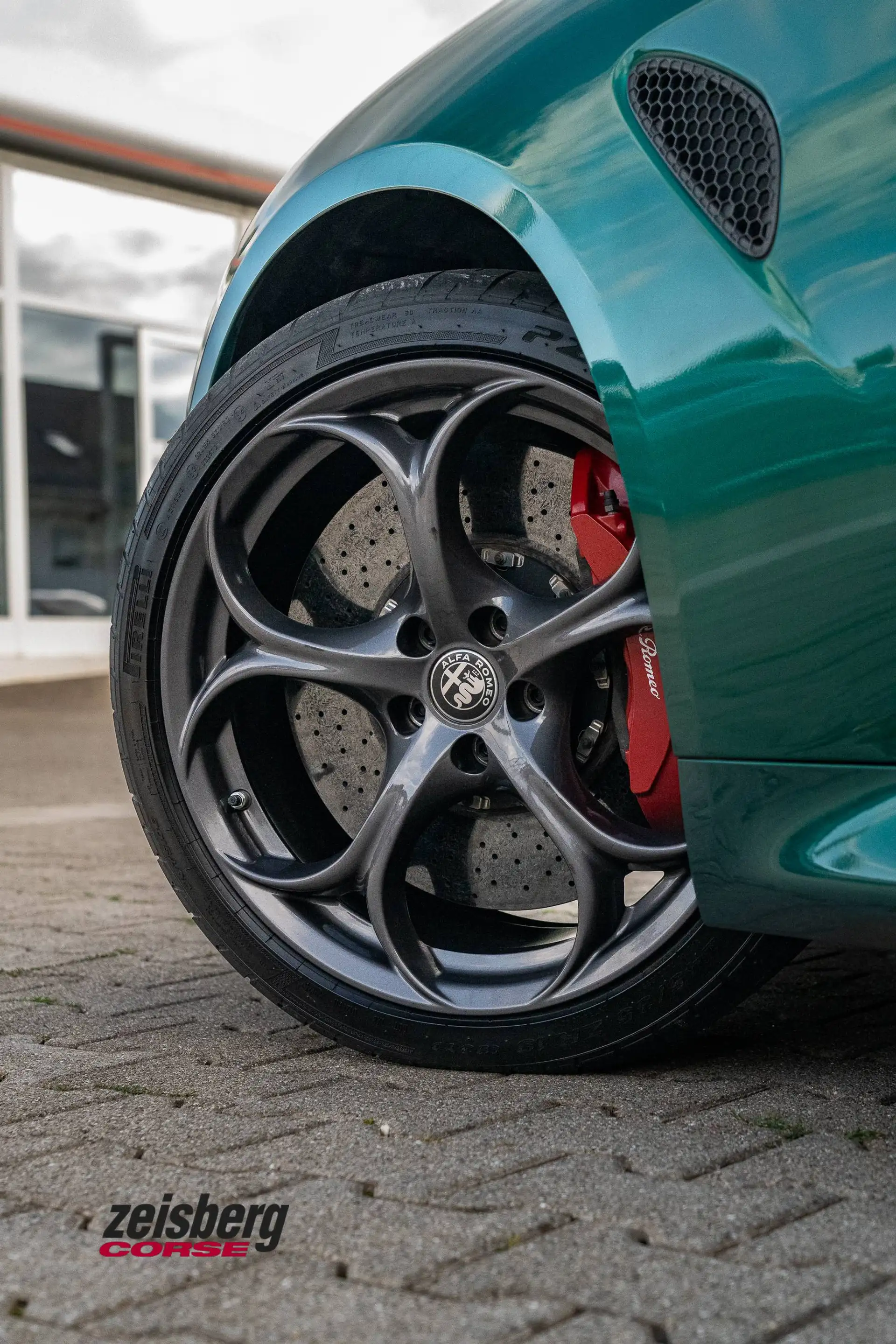 Alfa Romeo Giulia QV MY24 2.9l Keramik*Sparco AR Vertragshä — photo 12