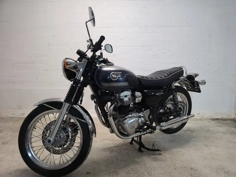 Kawasaki W 800 - foto 3
