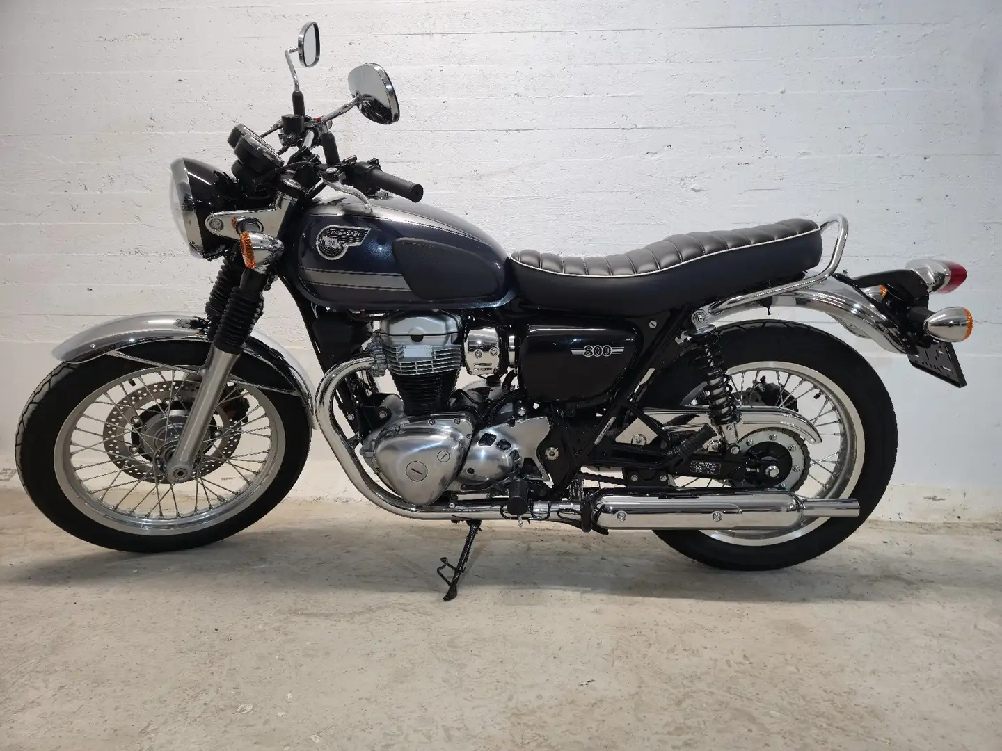 Kawasaki W 800 Azul - 1