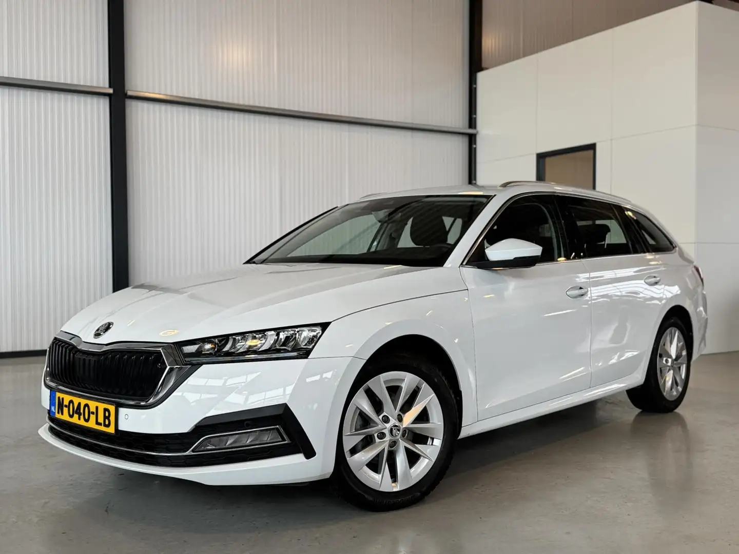 Skoda Octavia Combi 1.0 e-TSI 81kW Business Edition Plus DSG Blanc - 1