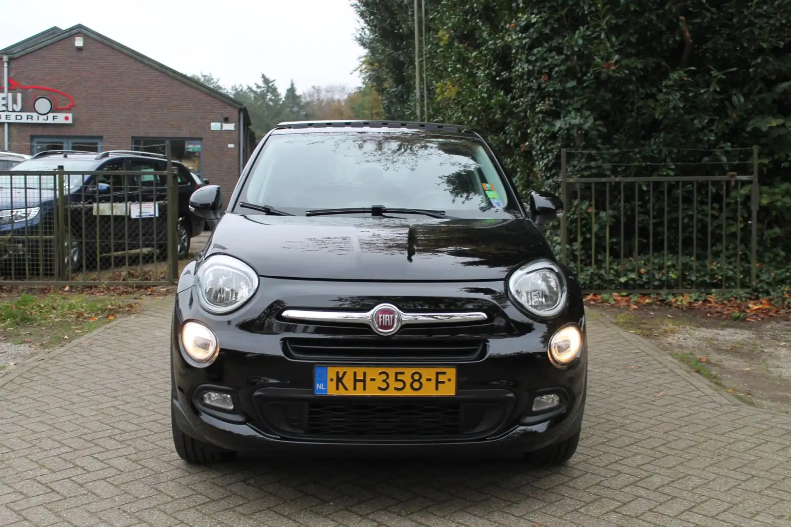 Fiat 500X 1.4 Turbo MultiAir Lounge , Automaat Panorama Trek Negro - 2