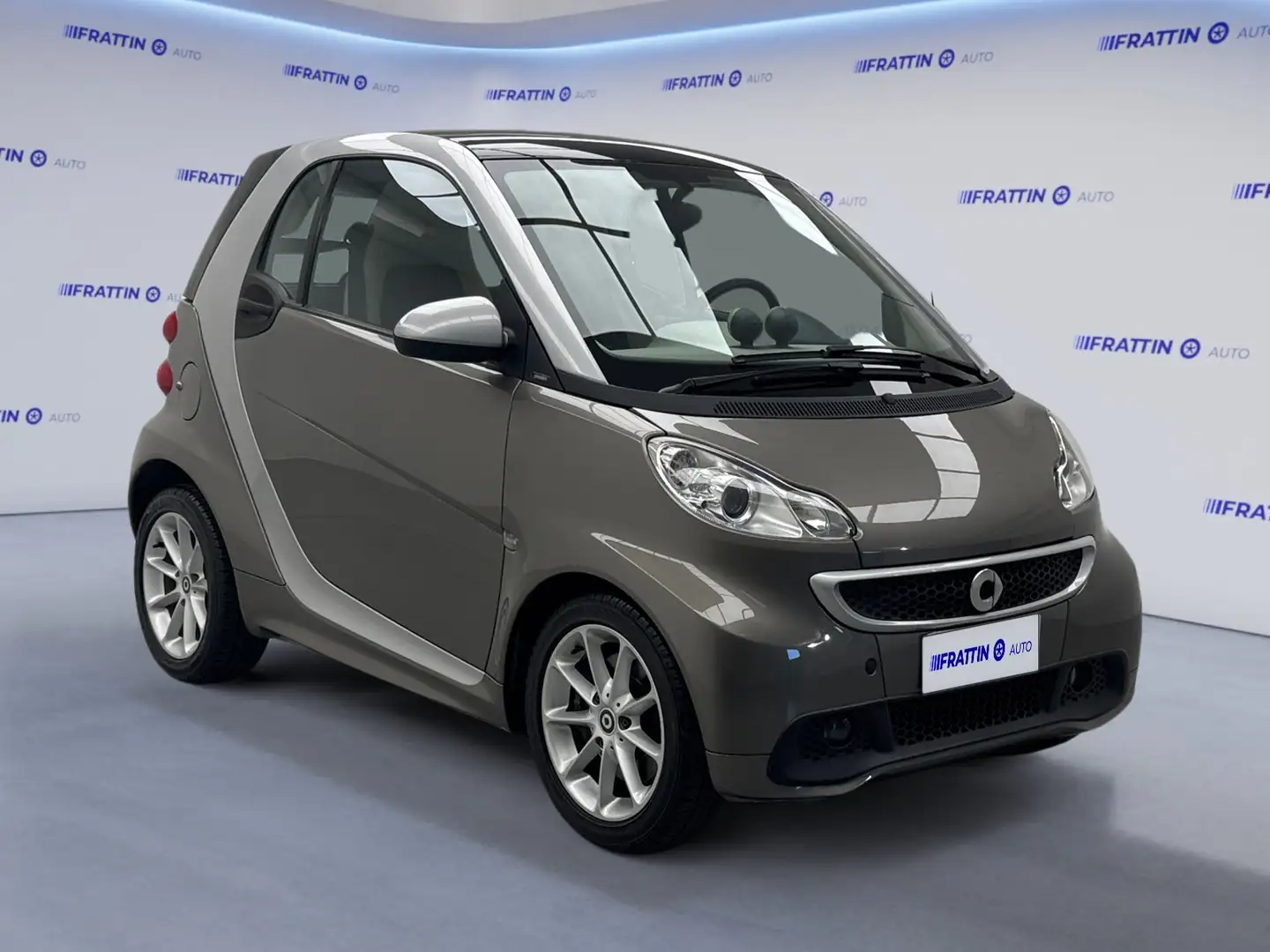 smart forTwo 1000 52 kW MHD coupé passion Grigio - 2