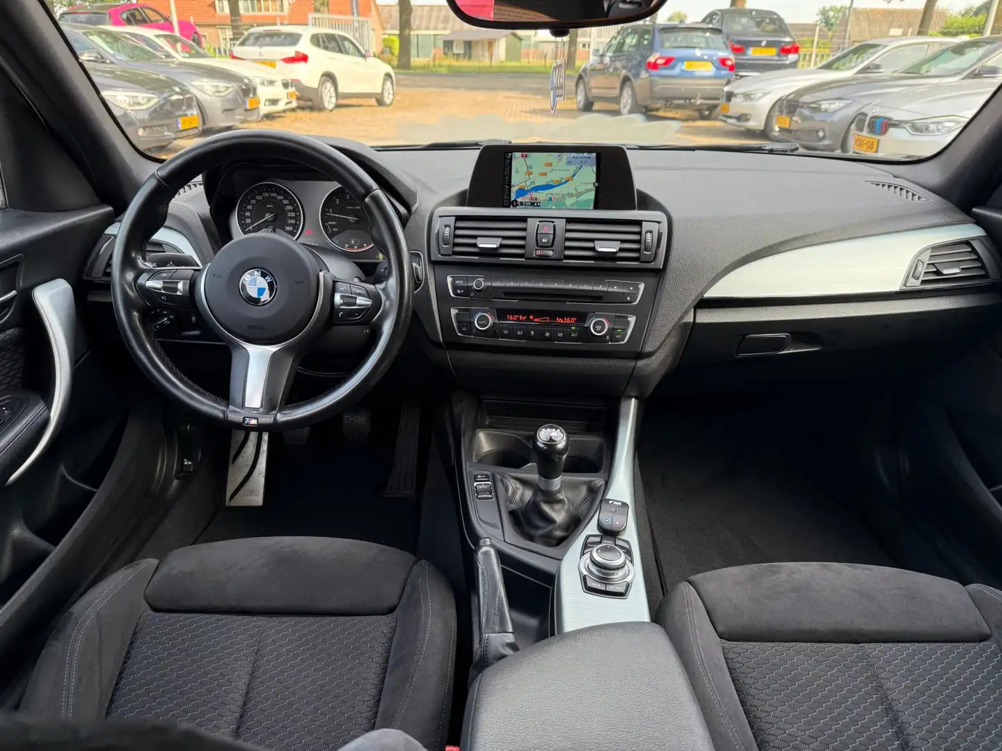 BMW 114 1-serie 114i EDE Executive M Sport|Nieuwe Ketting Zwart - 2