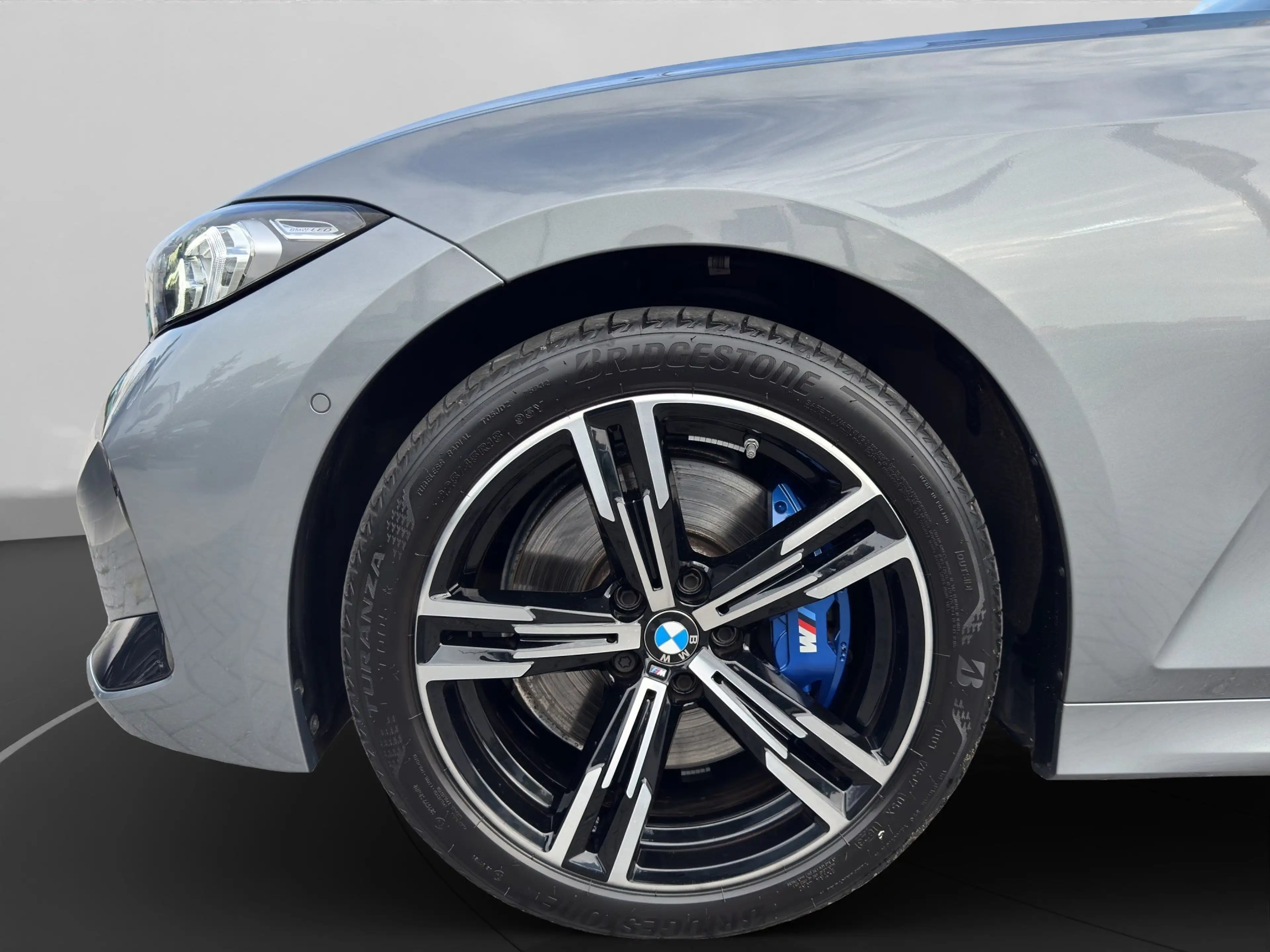 BMW 340 M340i xDrive Touring Panorama HiFi-Lautsprecher Pa — photo 11
