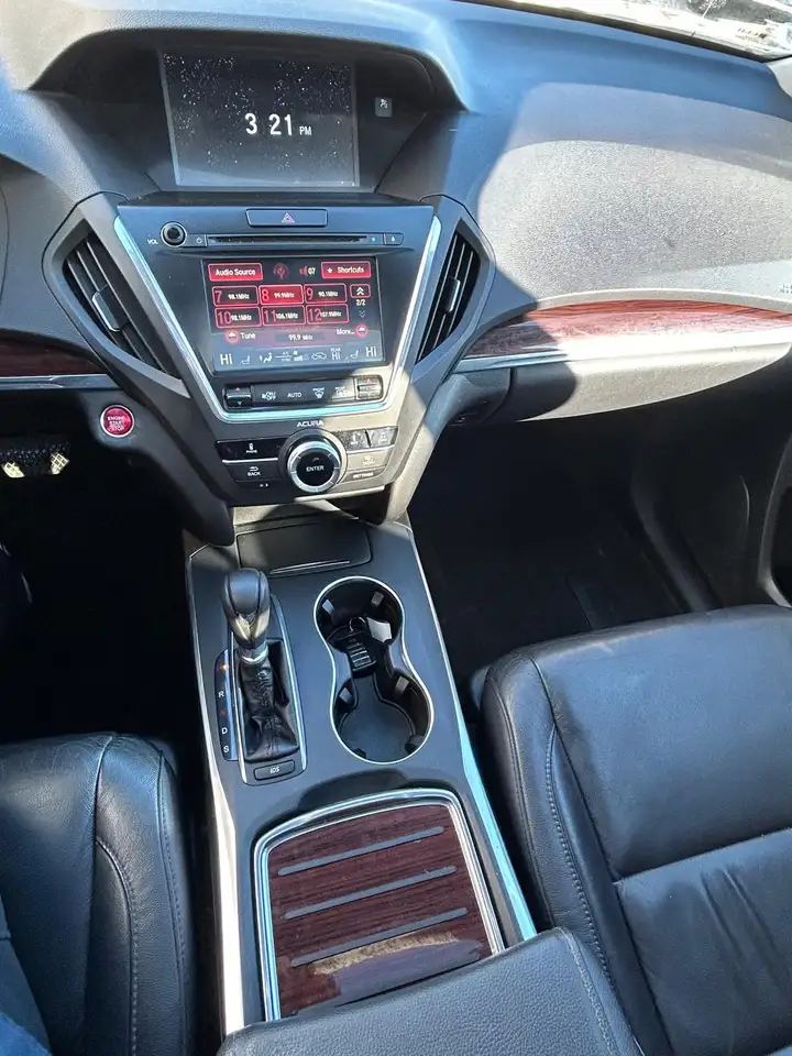 Acura MDX снимка Acura MDX