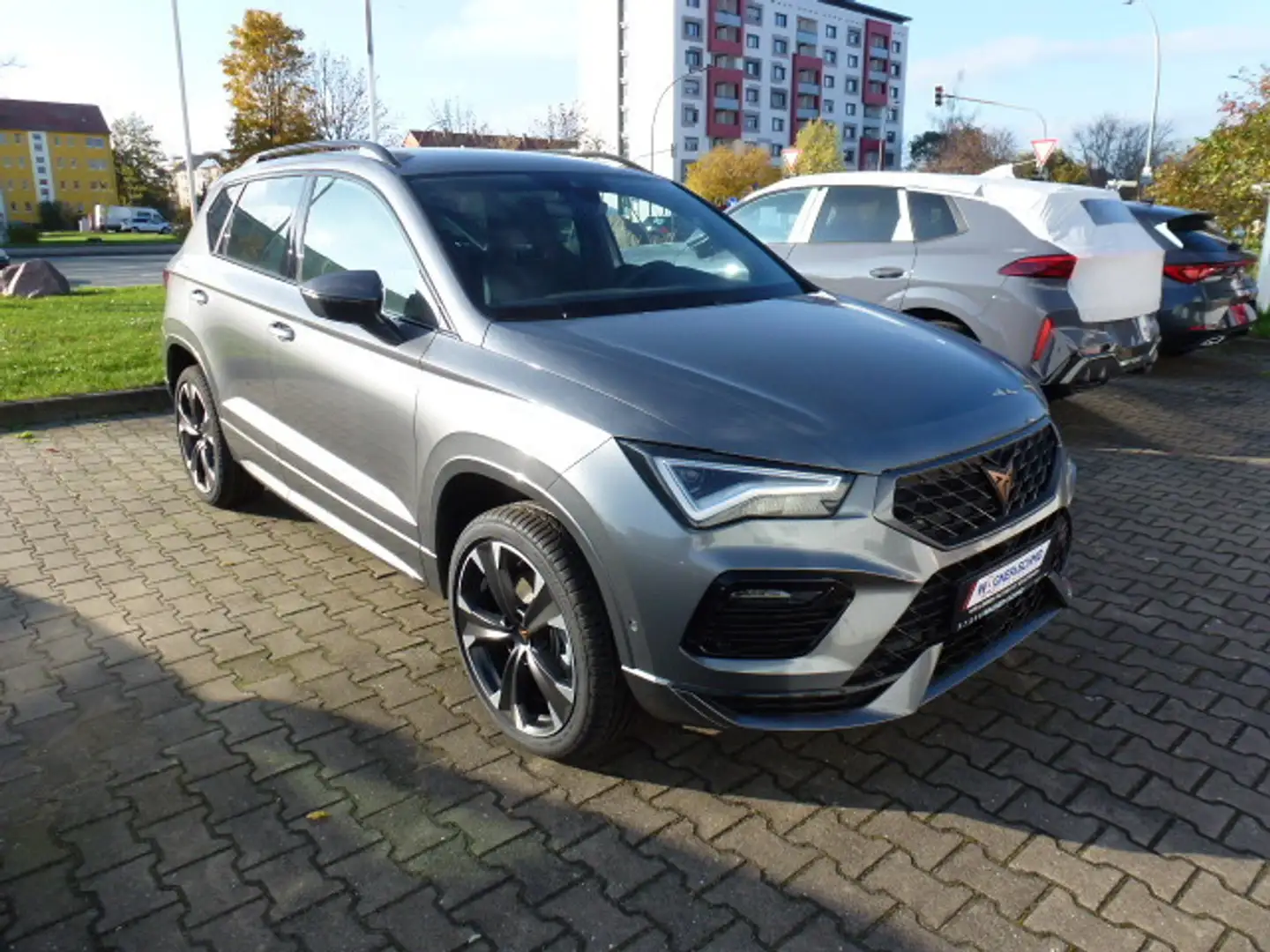 CUPRA Ateca 1.5 TSI DSG + Beats + Panorama Grau - 1