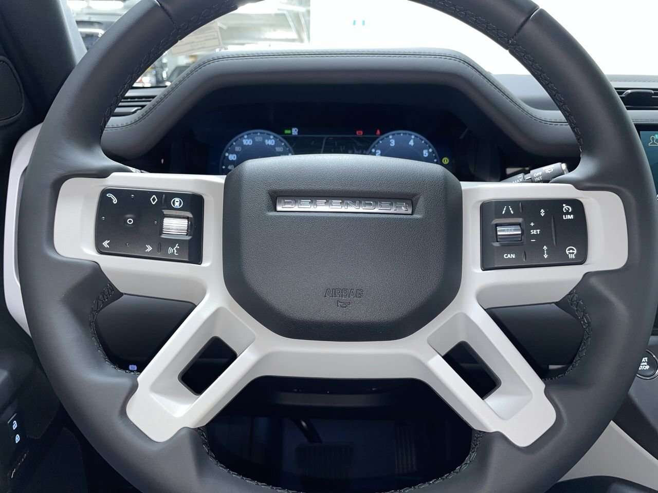 2026 Land Rover Defender 110 S Air Suspension Pack | 20 Wheels / thumb 22