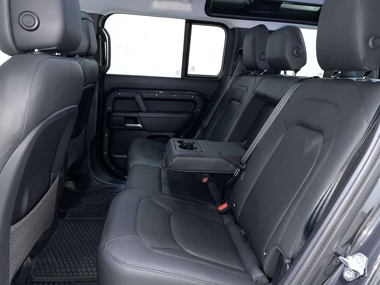 2026 Land Rover Defender 110 S Air Suspension Pack | 20 Wheels / thumb 31