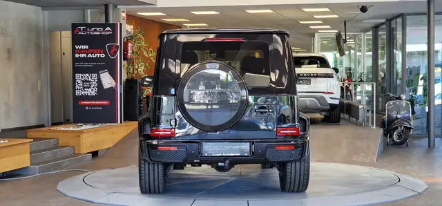 Mercedes-Benz G 500 view 8