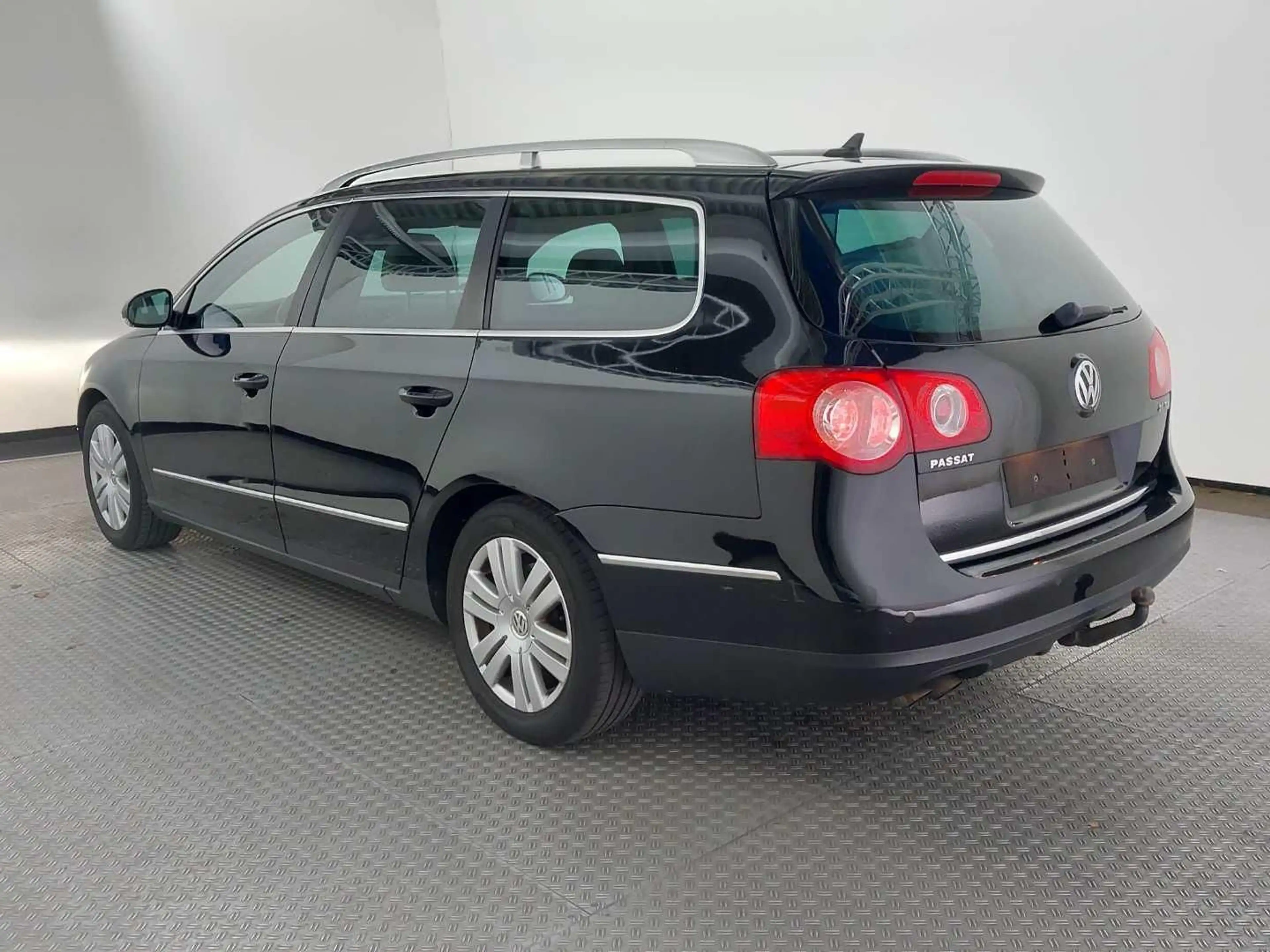 Volkswagen Passat Variant 2,0 TDI DSG Highline Standheizung — photo 4