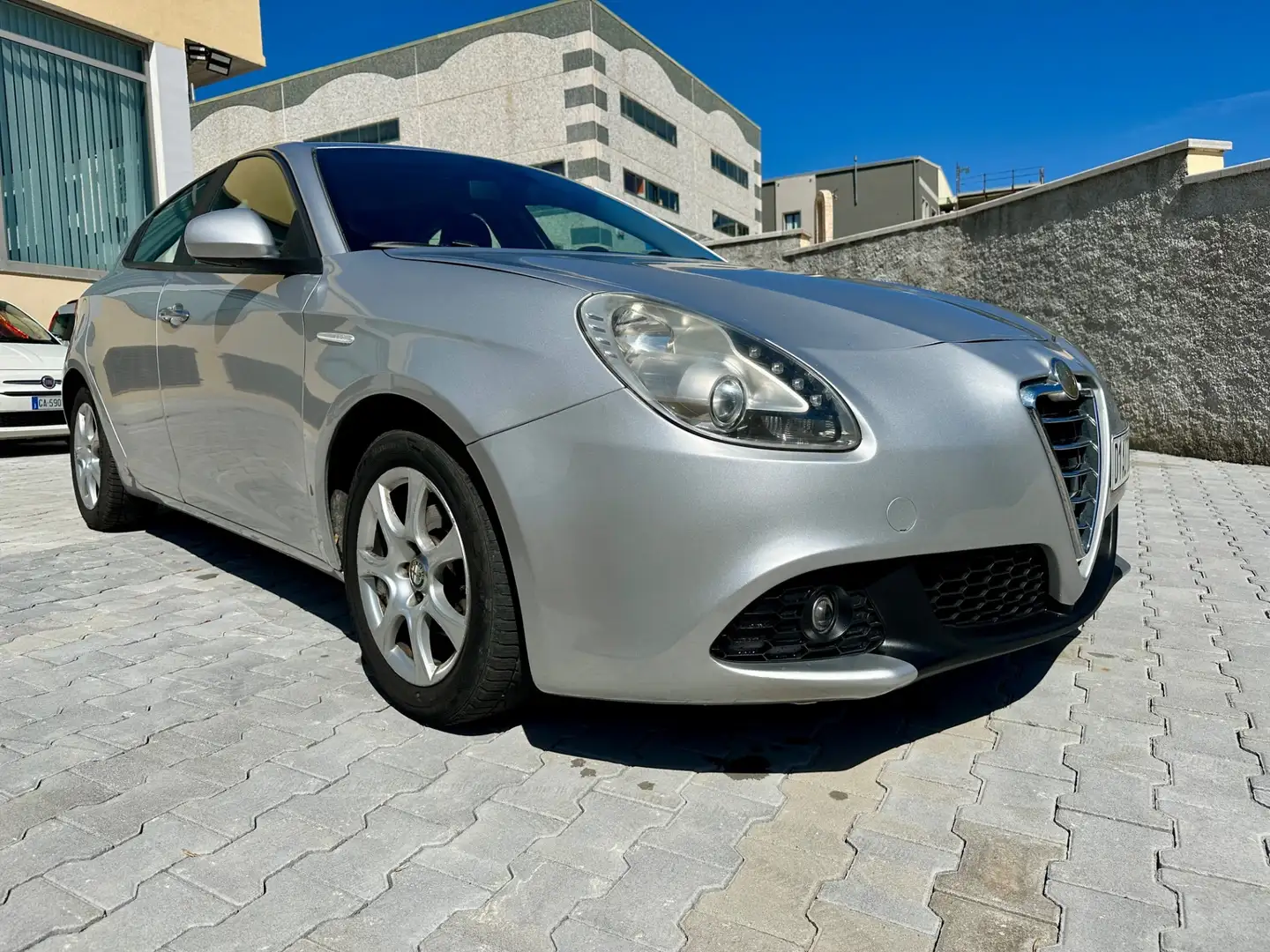 Alfa Romeo Giulietta Giulietta 1.6 JTDm-2 105 CV Progression Silber - 2