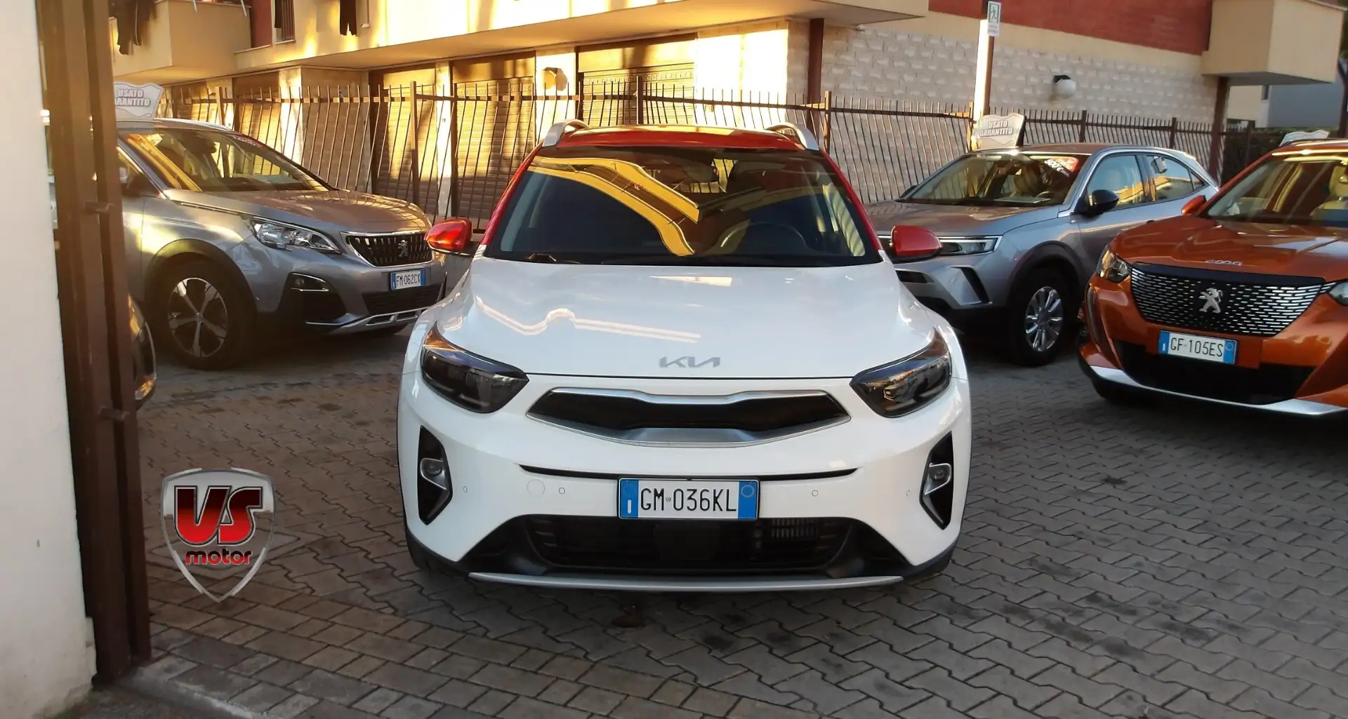 Kia Stonic 1.0 T-GDI GPL STYLE Blanc - 2