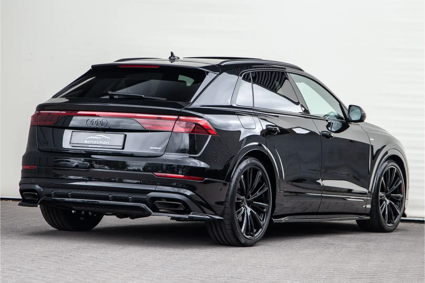 Audi Q8 60 TFSI e quattro Competition Pano, RS stoelen, Ae Noir - 2