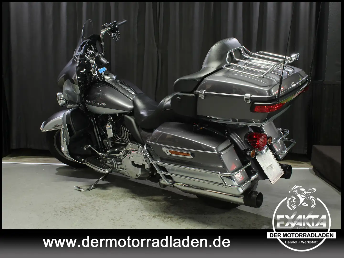 Harley-Davidson Electra Glide FLHTK Electra Glide Ultra Limited Jekill & Hyde Šedá - 2