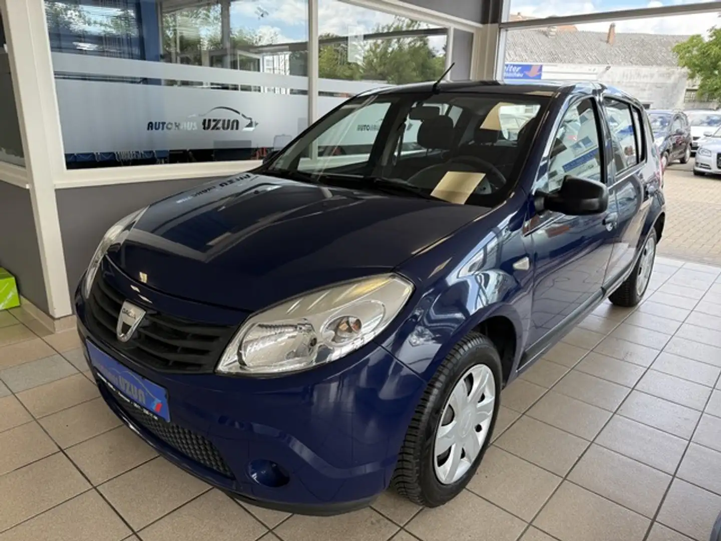 Dacia Sandero Ambiance 5.trg Klima el.FH 2.Hand Allwet Blau - 1