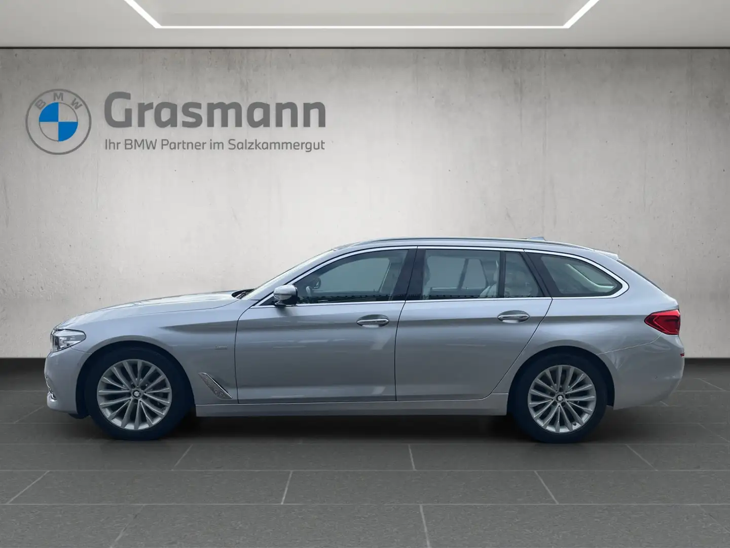 BMW 530 530d xDrive Silber - 2
