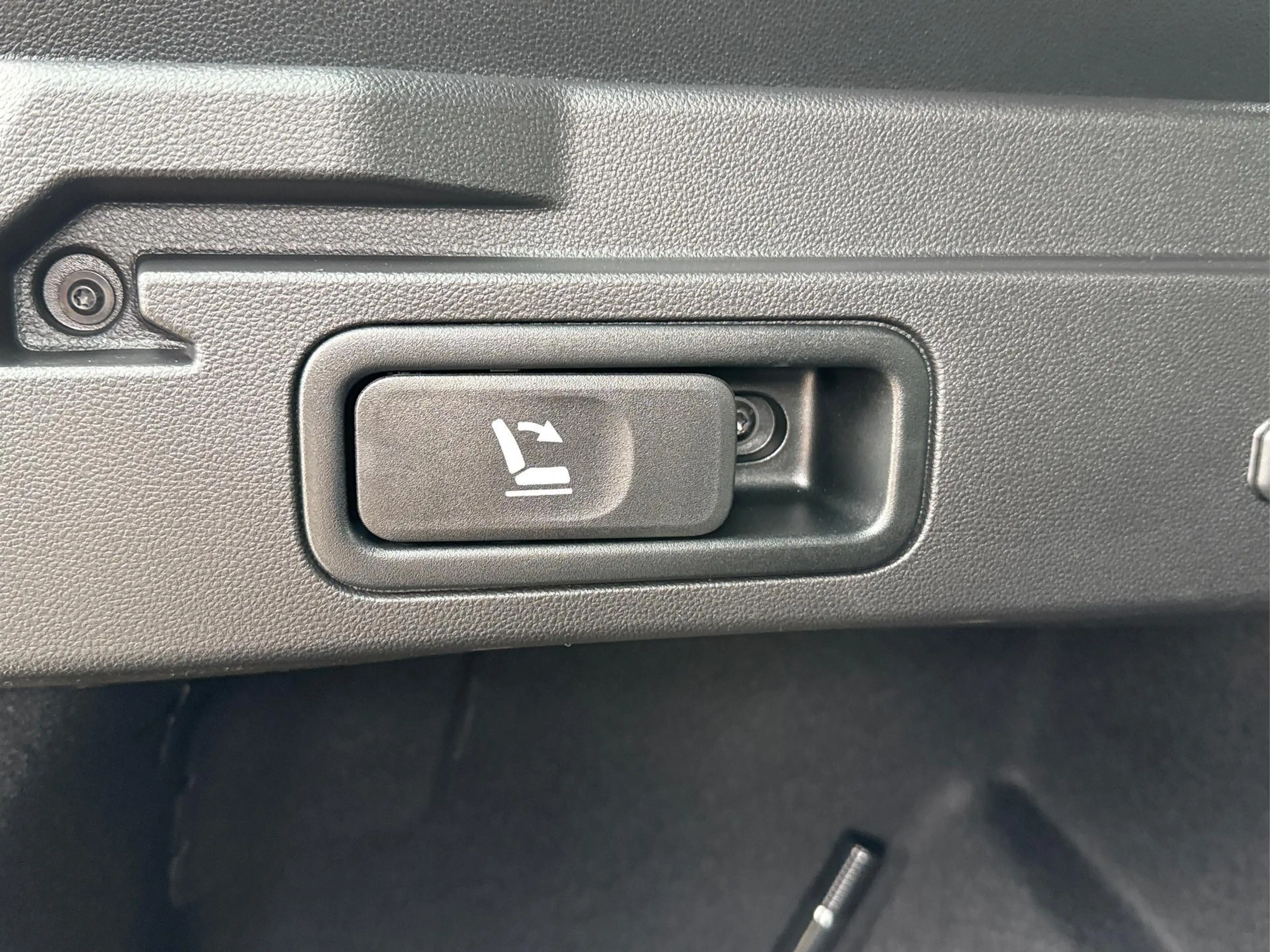 Dacia Bigster Expression SHZ+KLIMA+PDC+KAMERA+LED+17" ALU Hyb... — photo 13