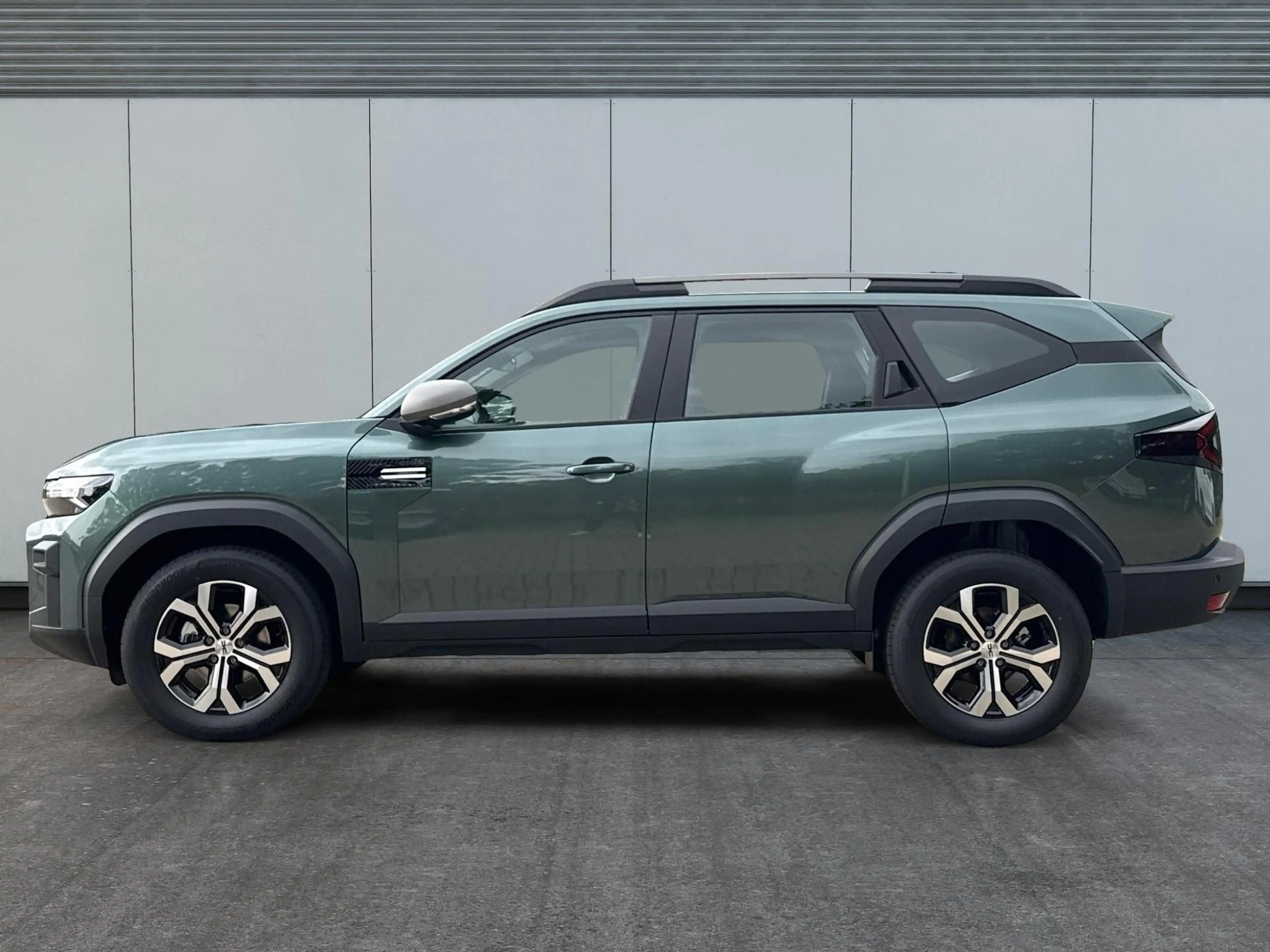Dacia Bigster Expression SHZ+KLIMA+PDC+KAMERA+LED+17" ALU Hyb... — photo 6