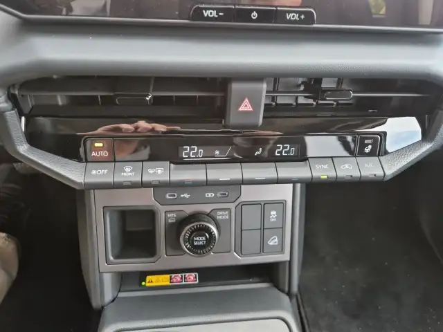 Toyota Hilux DK Executive 144kWh Ansicht 15