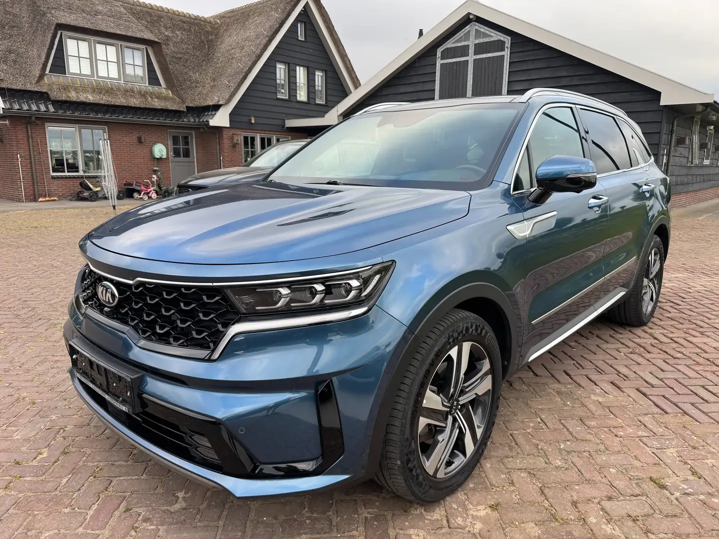 Kia Sorento 1.6 T-GDI PHEV 4WD ExecutiveLine Panodak Trkhk Blauw - 1