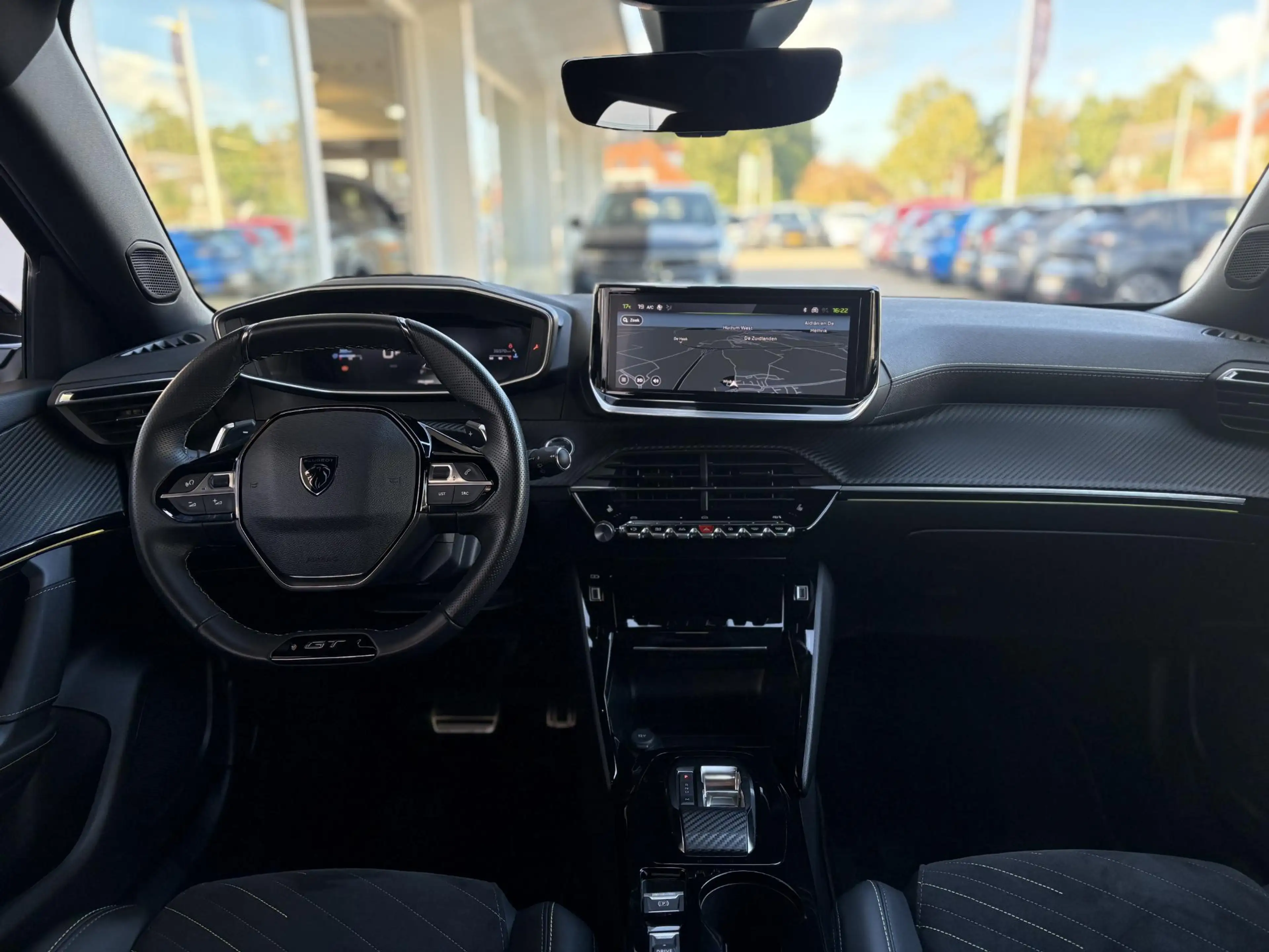 Peugeot 2008 1.2T 130pk Automaat 130 GT | Stoelmassage | 360gr — photo 7