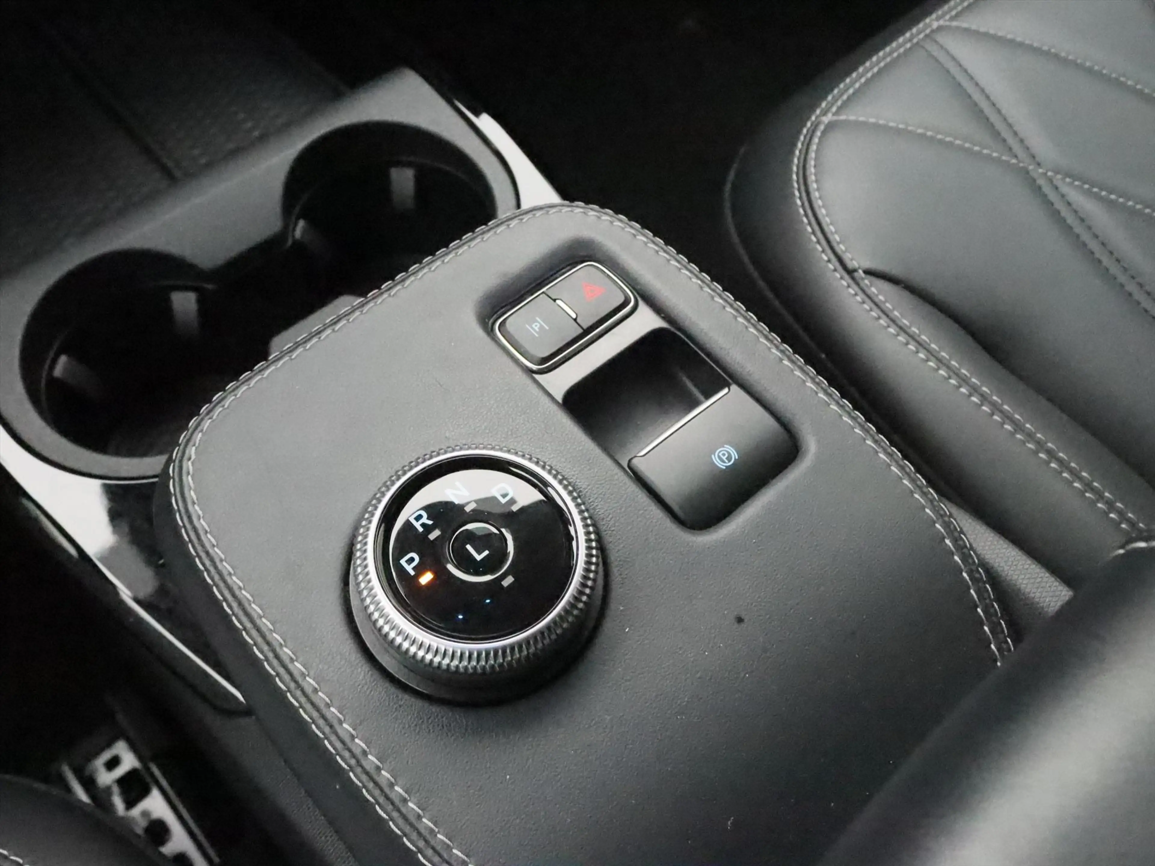Ford Mustang Mach-E 75 kWh RWD 258PK 96% SoH [ TREKHAAK+TECHNOLOGY PAC — photo 33