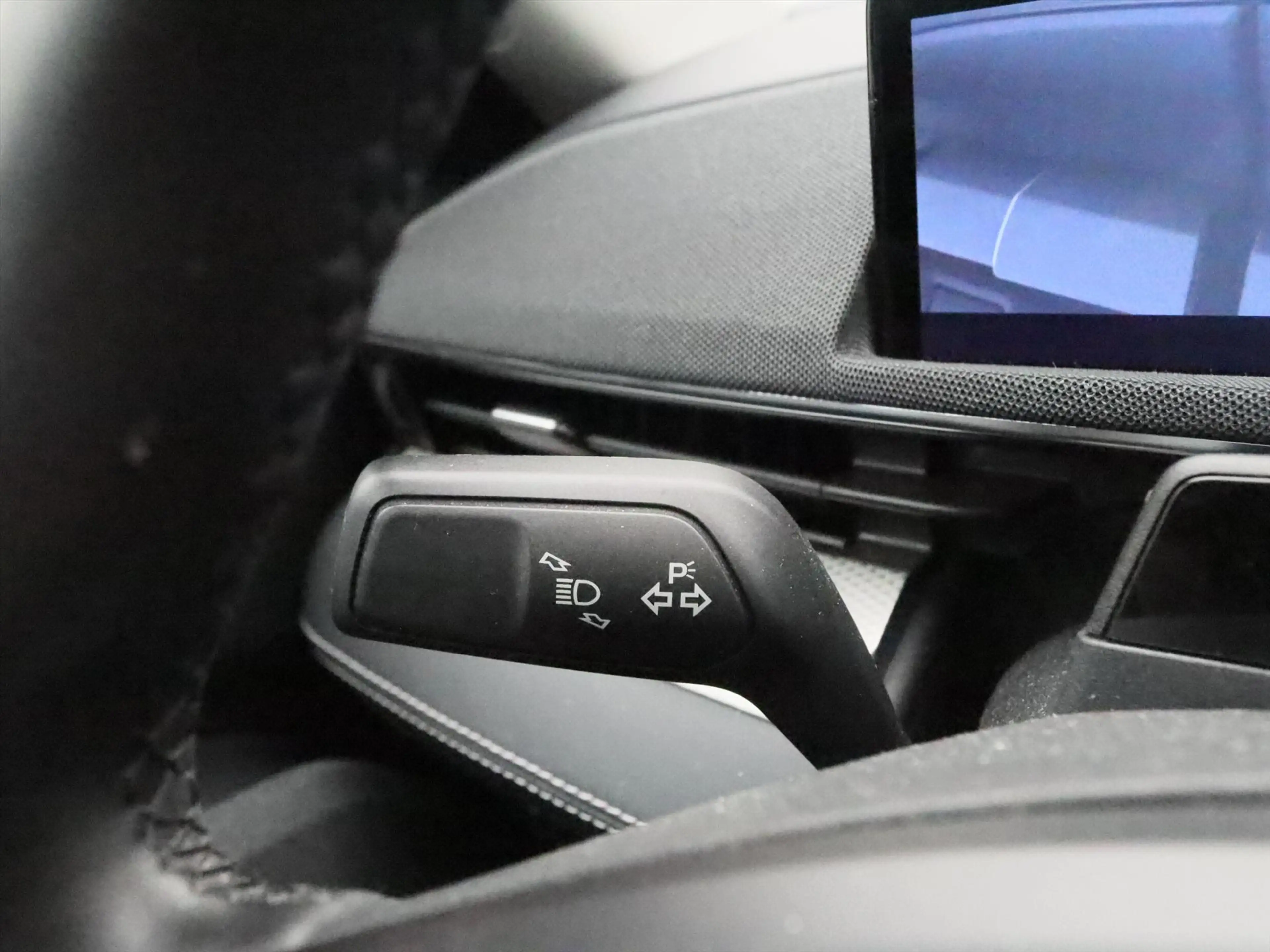 Ford Mustang Mach-E 75 kWh RWD 258PK 96% SoH [ TREKHAAK+TECHNOLOGY PAC — photo 22