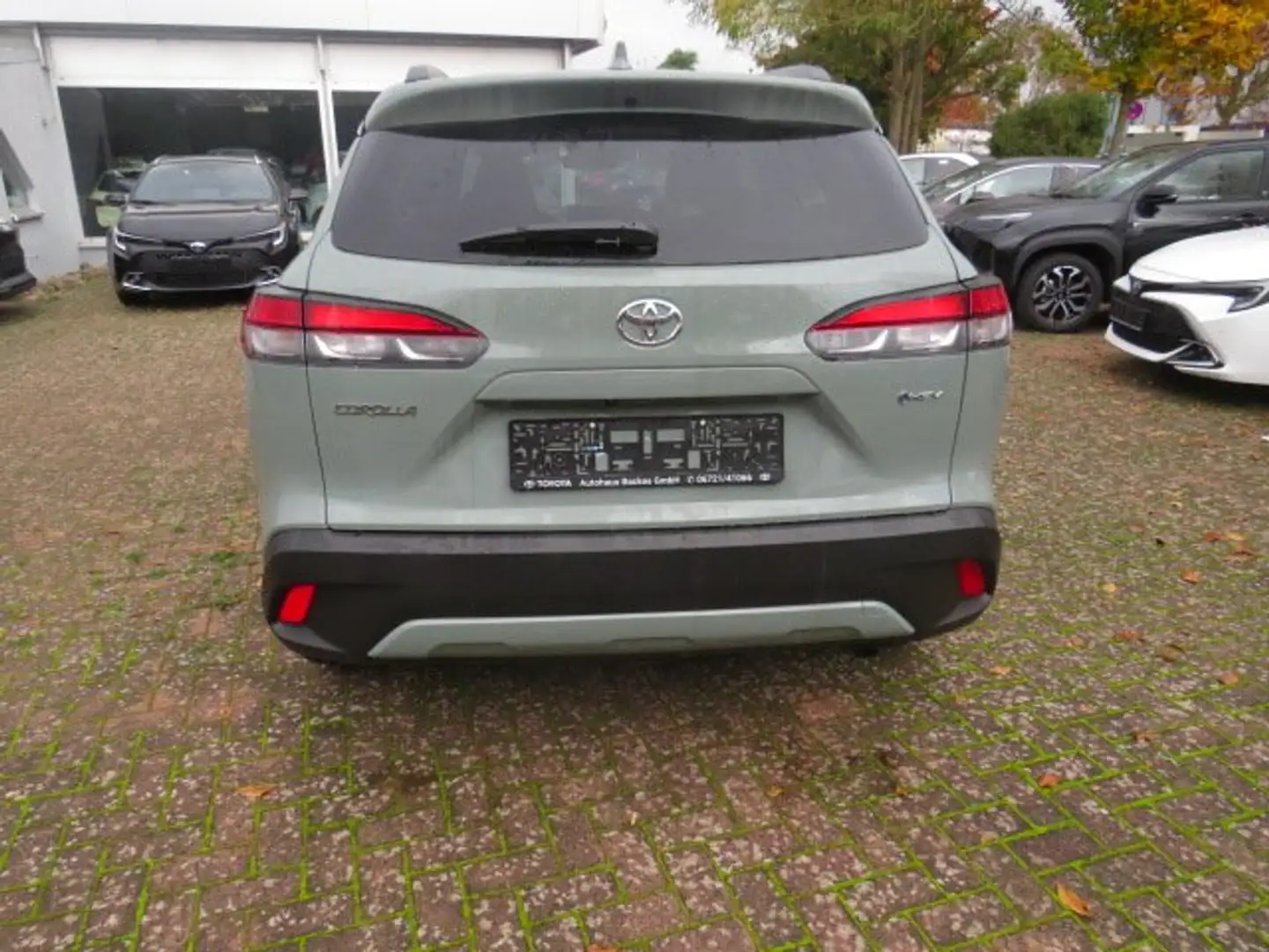 Toyota Corolla Cross Hybrid FWD Team Deutschland Beige - 2