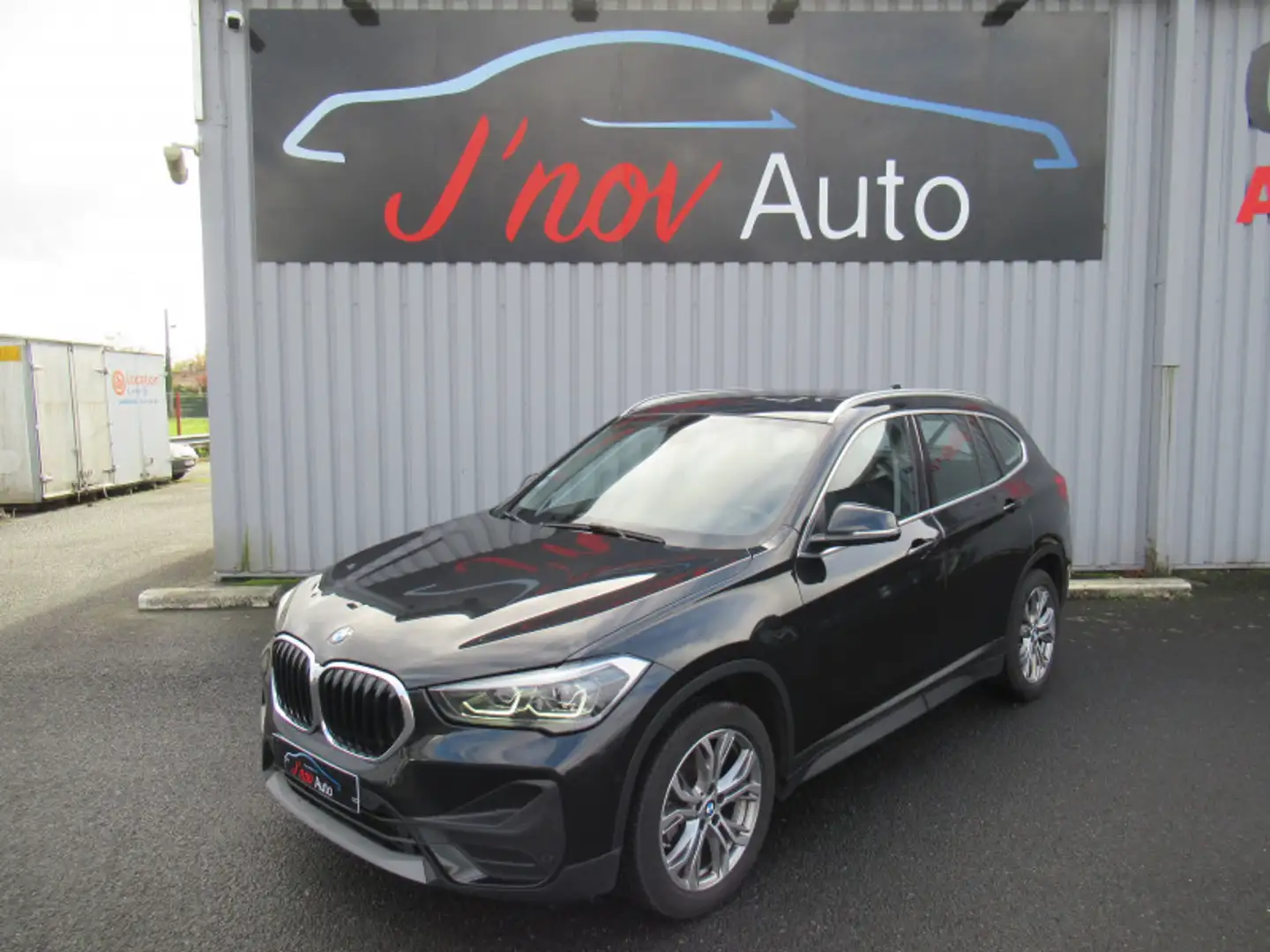 BMW X1 (F48) SDRIVE18IA 136CH BUSINESS DESIGN DKG7 Negro - 1